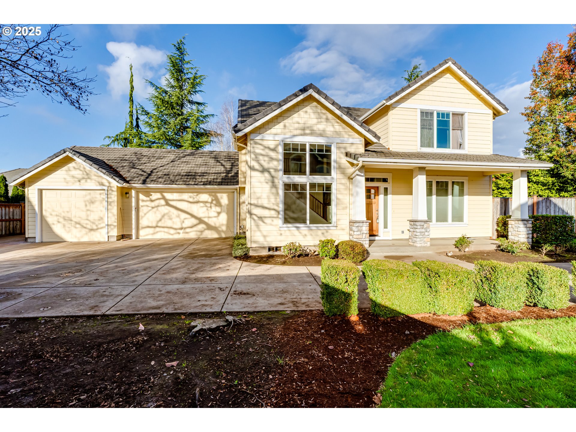 3428 River Pointe Dr Property Photo 1