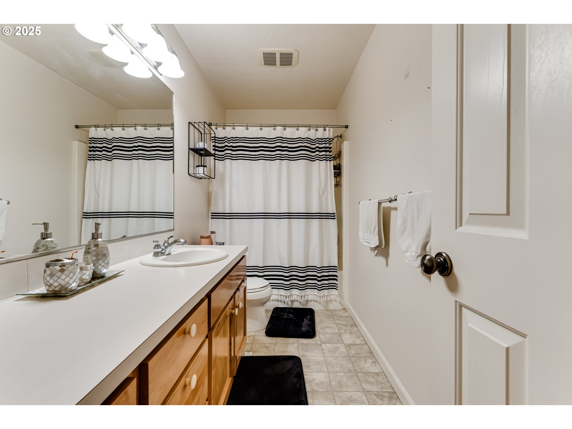 3428 River Pointe Dr Property Photo 16