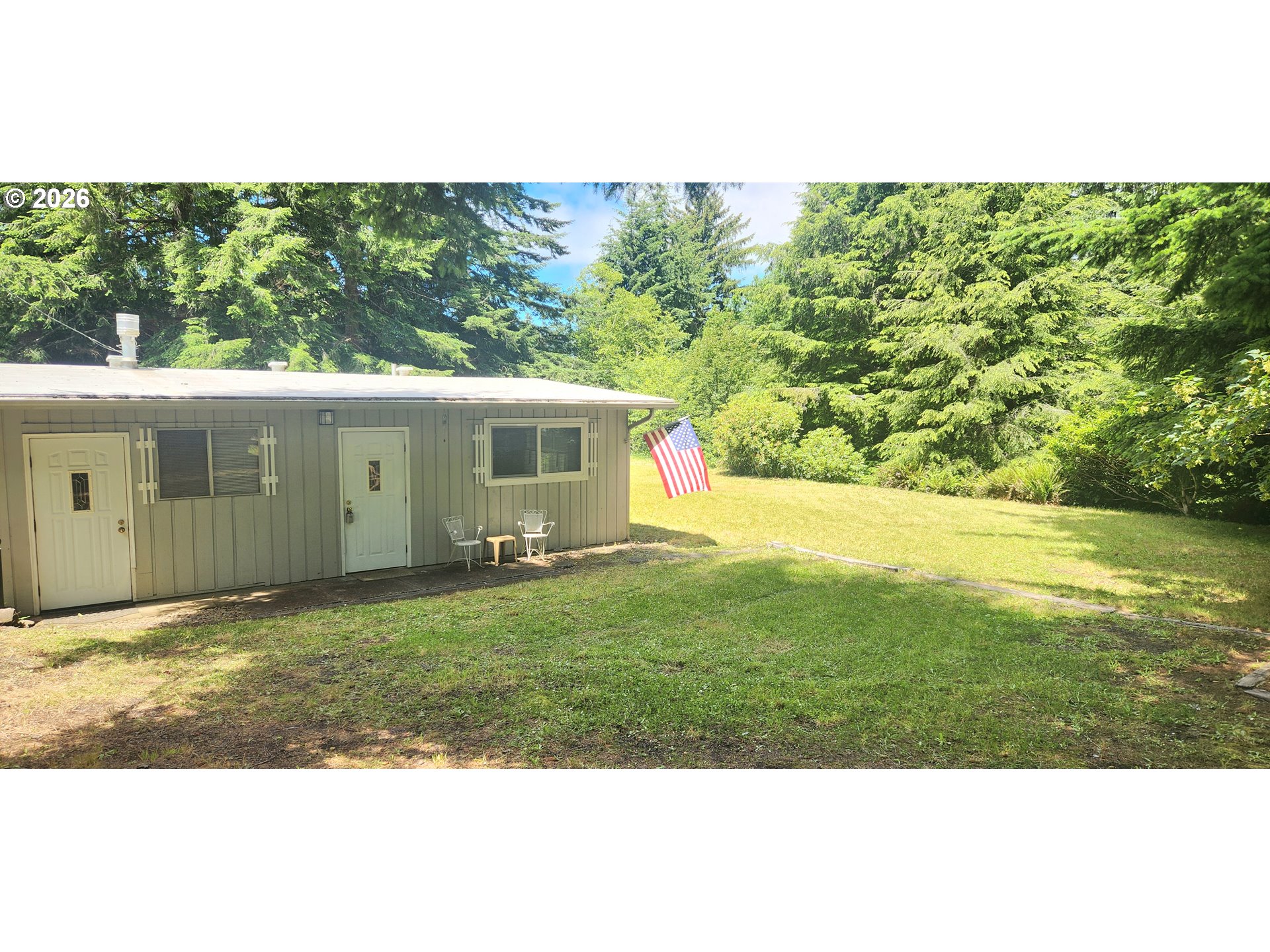 131 E Rainbow Rd Property Photo 1