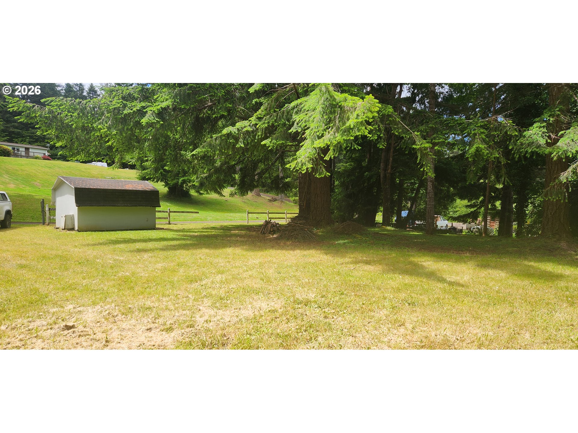 131 E Rainbow Rd Property Photo 5