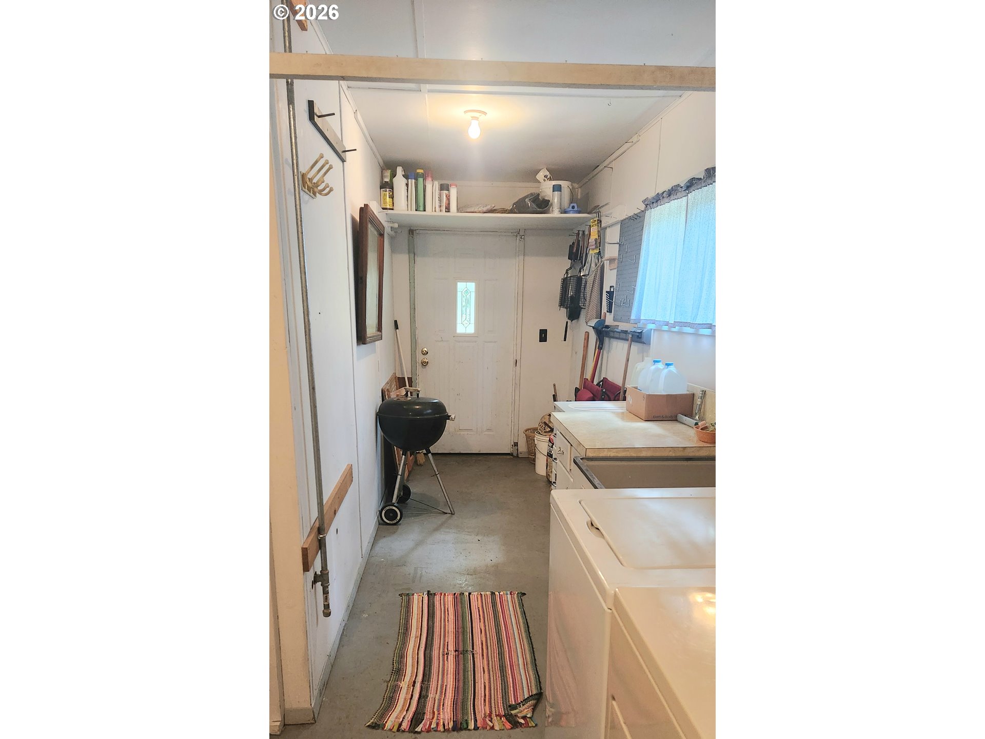 131 E Rainbow Rd Property Photo 17