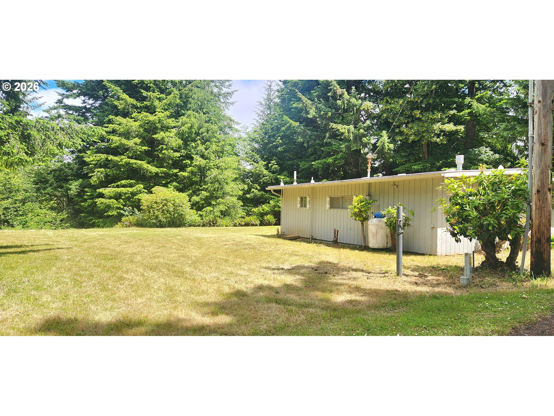131 E Rainbow Rd Property Photo 19