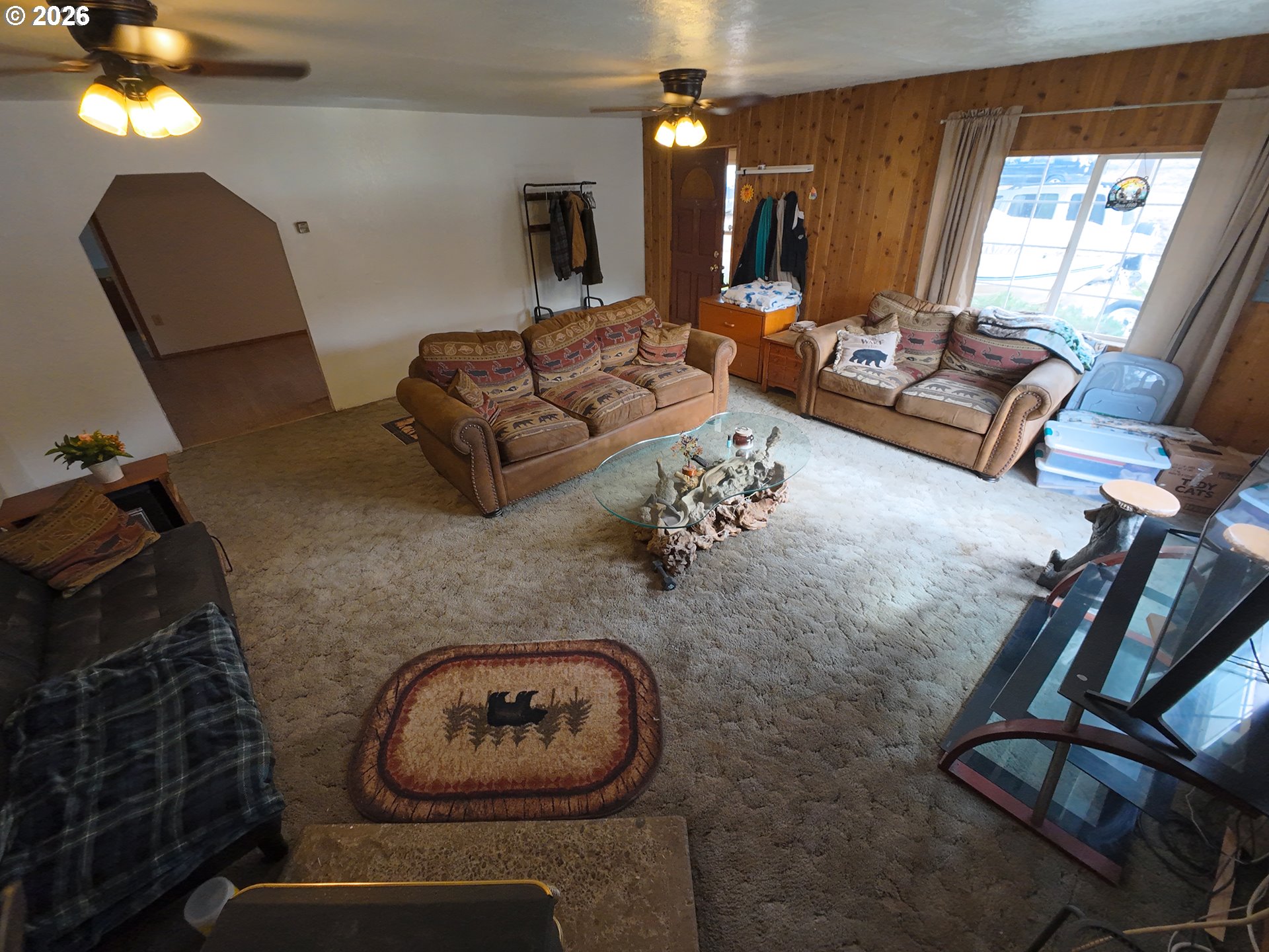 303 Walnut St Property Photo 8