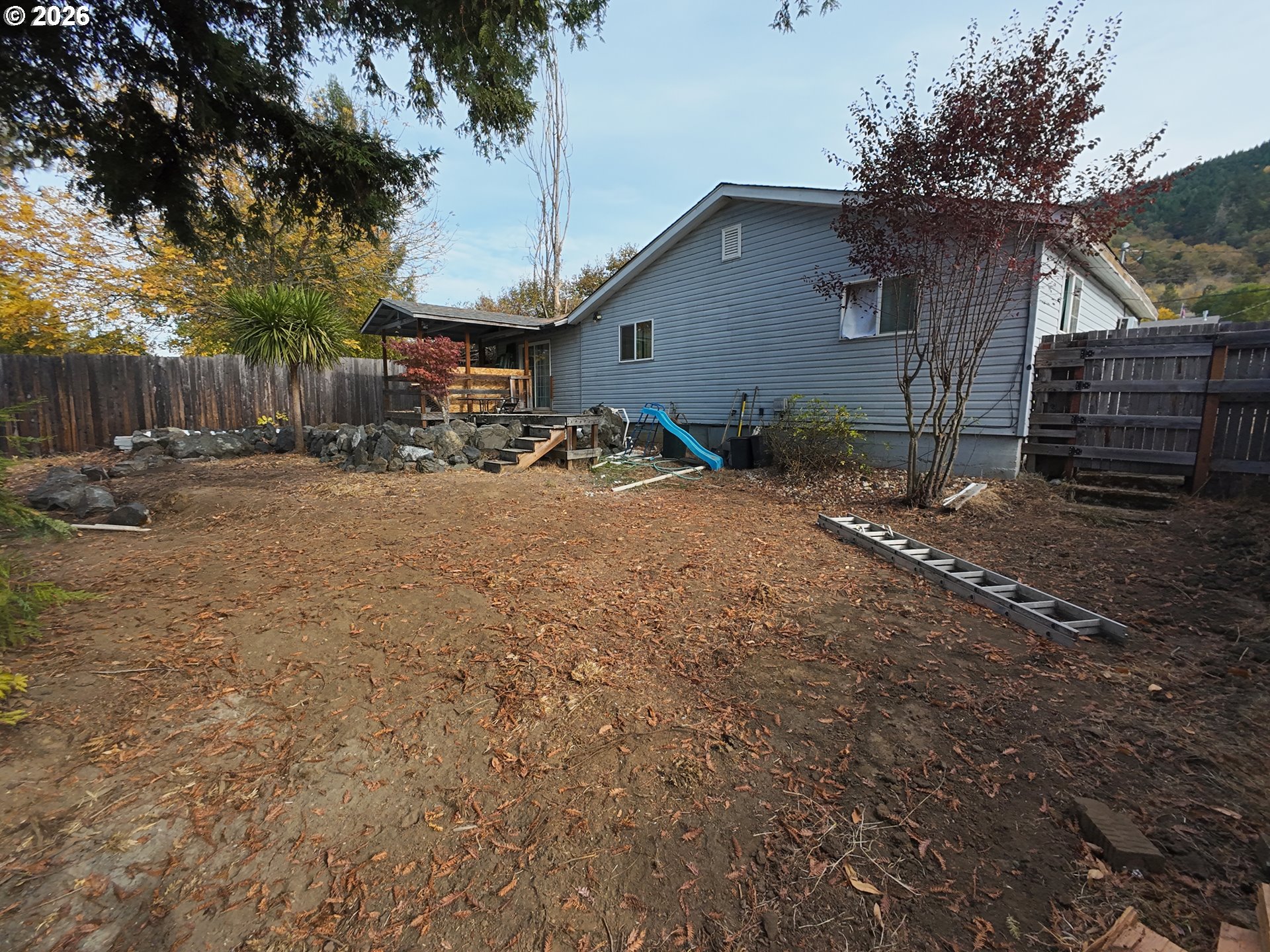 303 Walnut St Property Photo 25