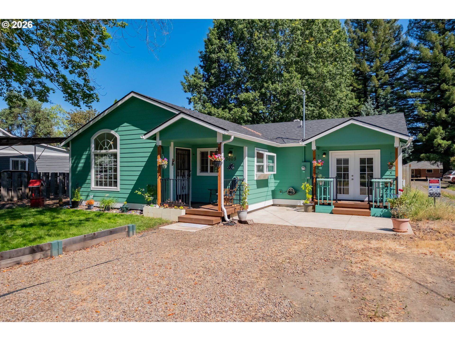 3605 Ne Adah Ave Property Photo 1