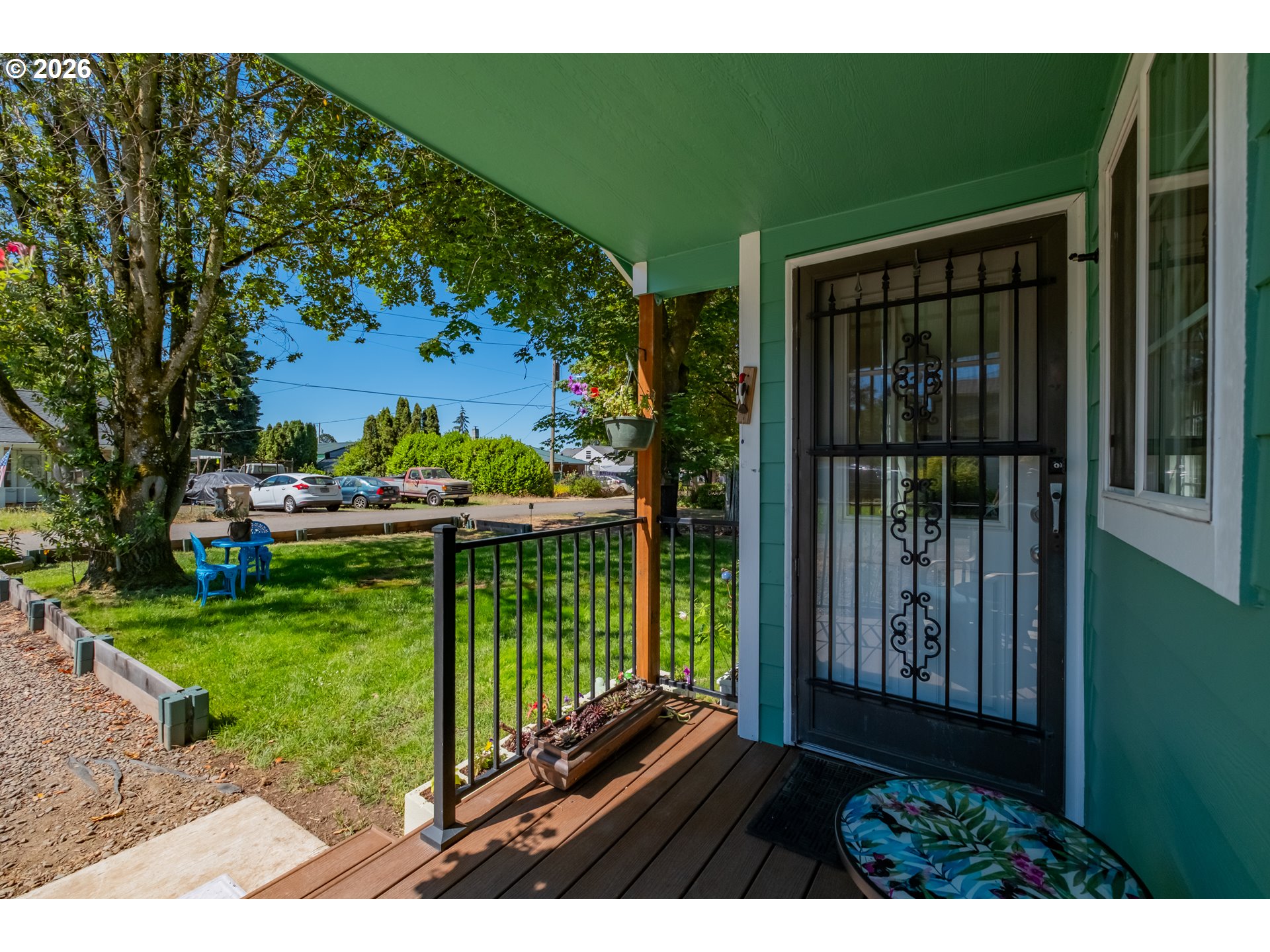 3605 Ne Adah Ave Property Photo 5
