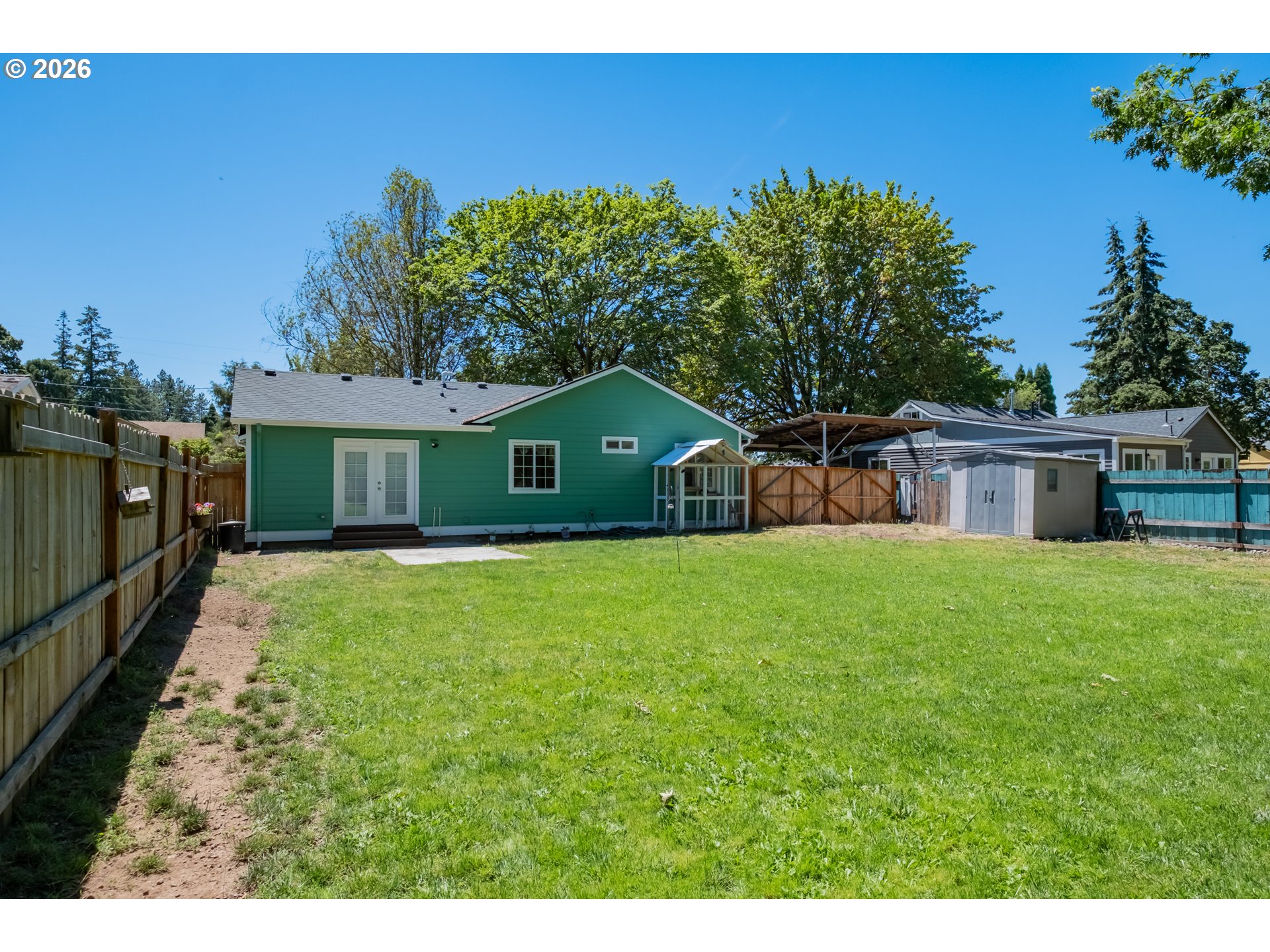 3605 Ne Adah Ave Property Photo 29