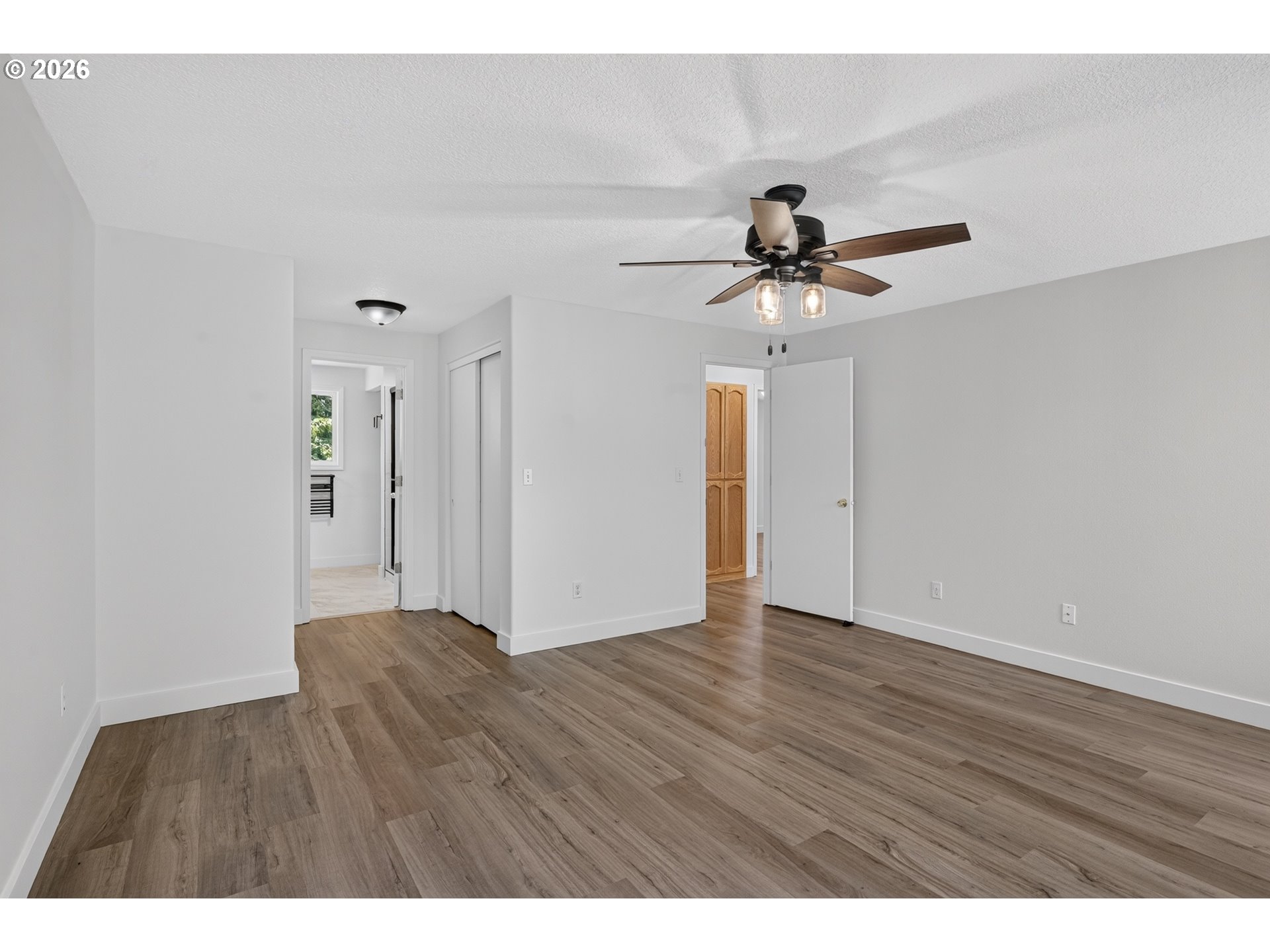 18820 Ne Sunrise Ln Property Photo 9