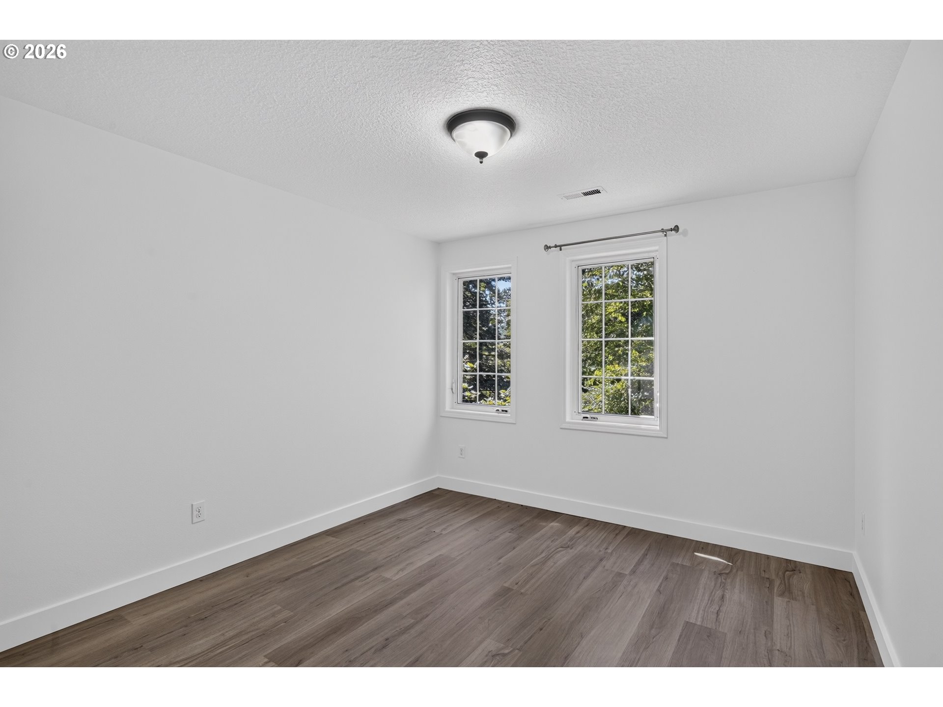 18820 Ne Sunrise Ln Property Photo 36