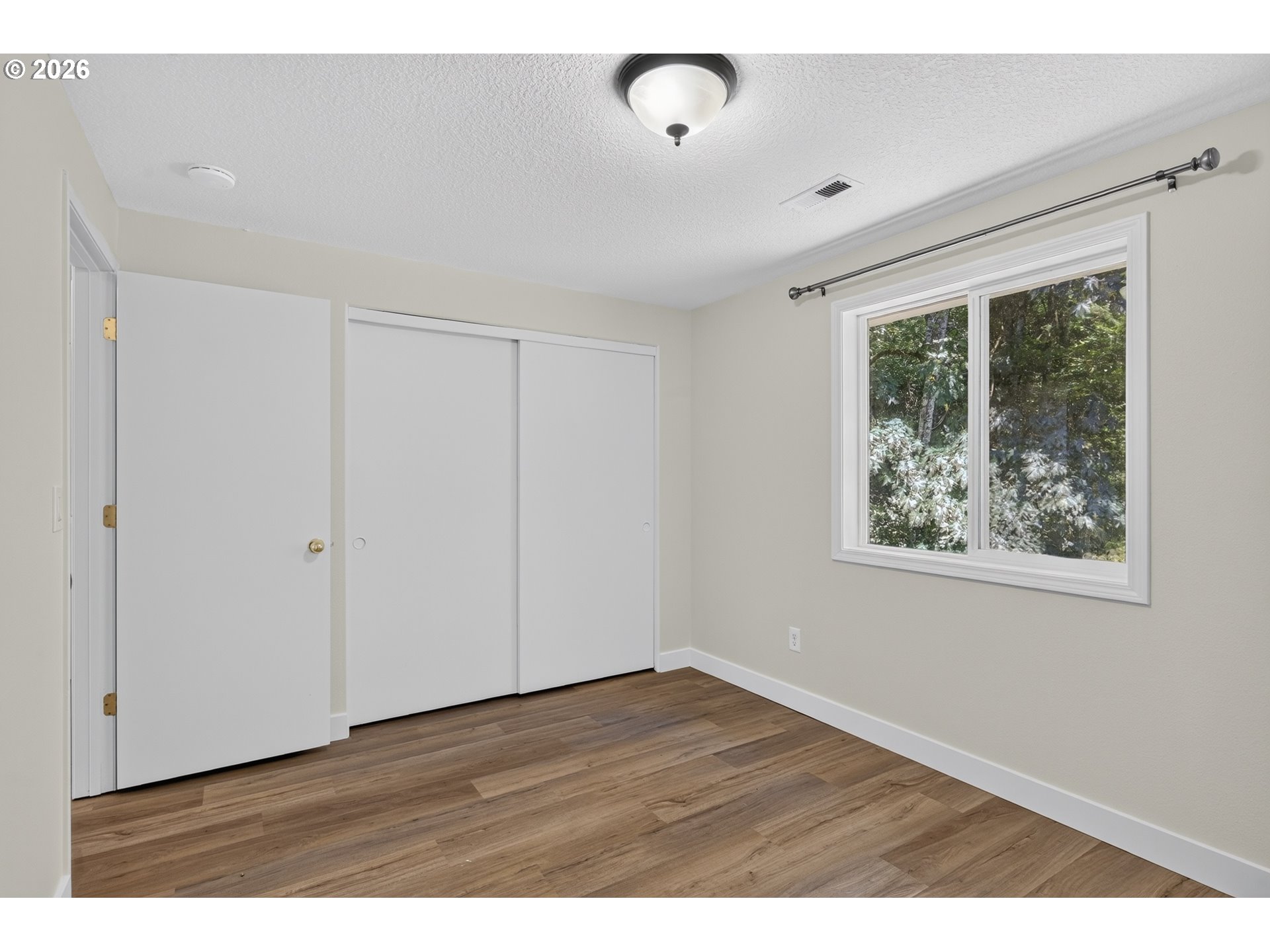 18820 Ne Sunrise Ln Property Photo 37