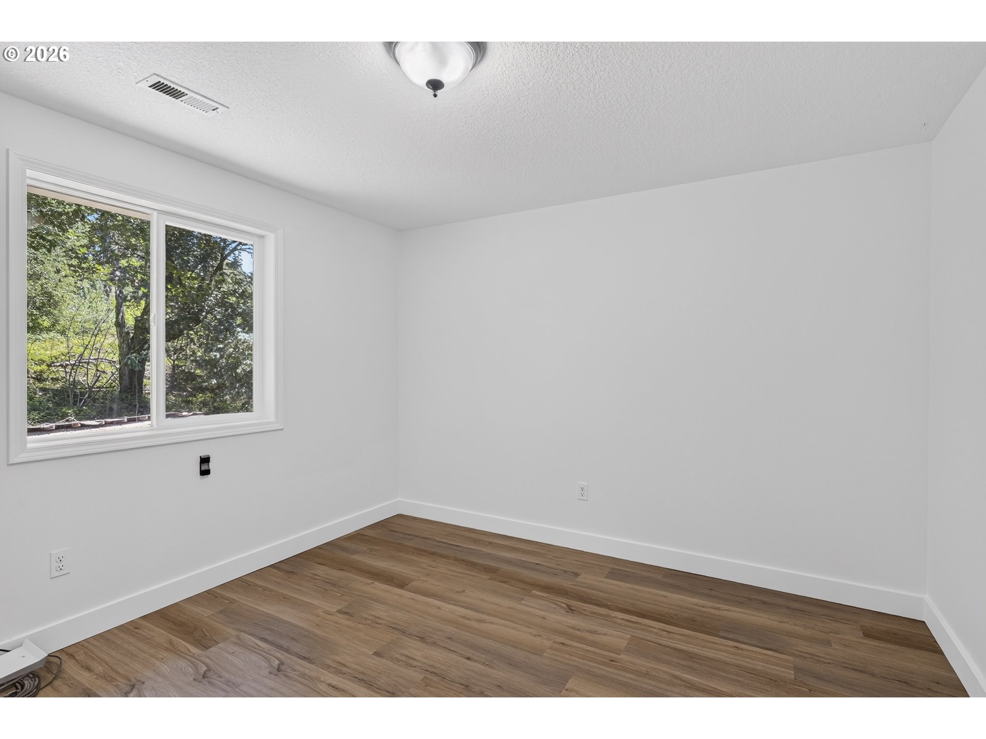 18820 Ne Sunrise Ln Property Photo 38