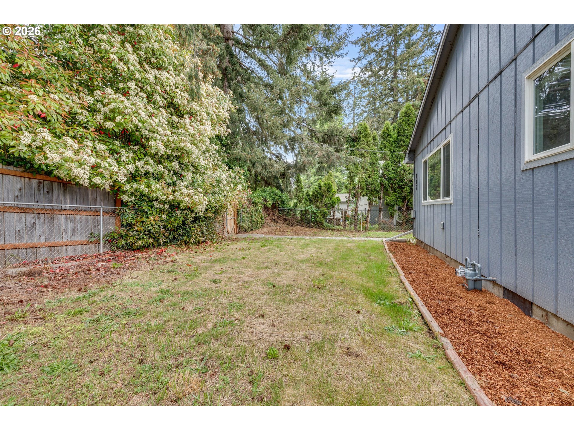 885 E Bridge St Property Photo 46