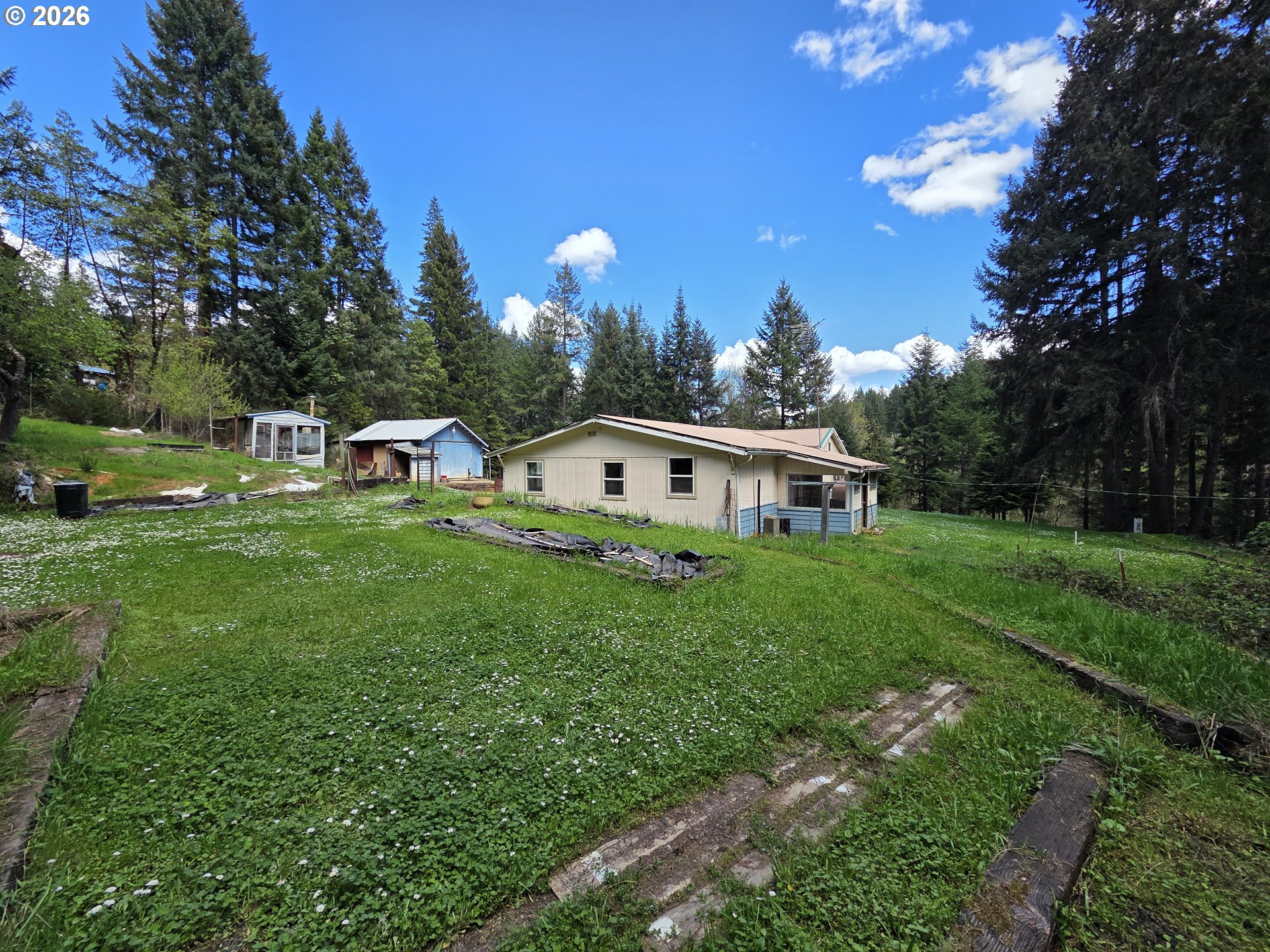 195 Section Creek Rd Property Photo 29