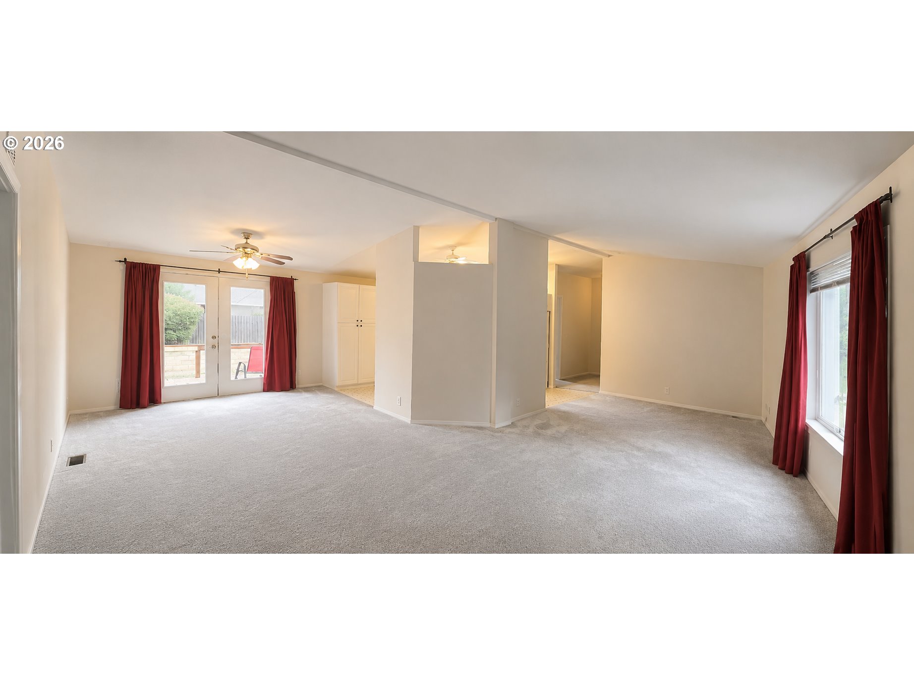 242 Dillingham Loop Property Photo 3