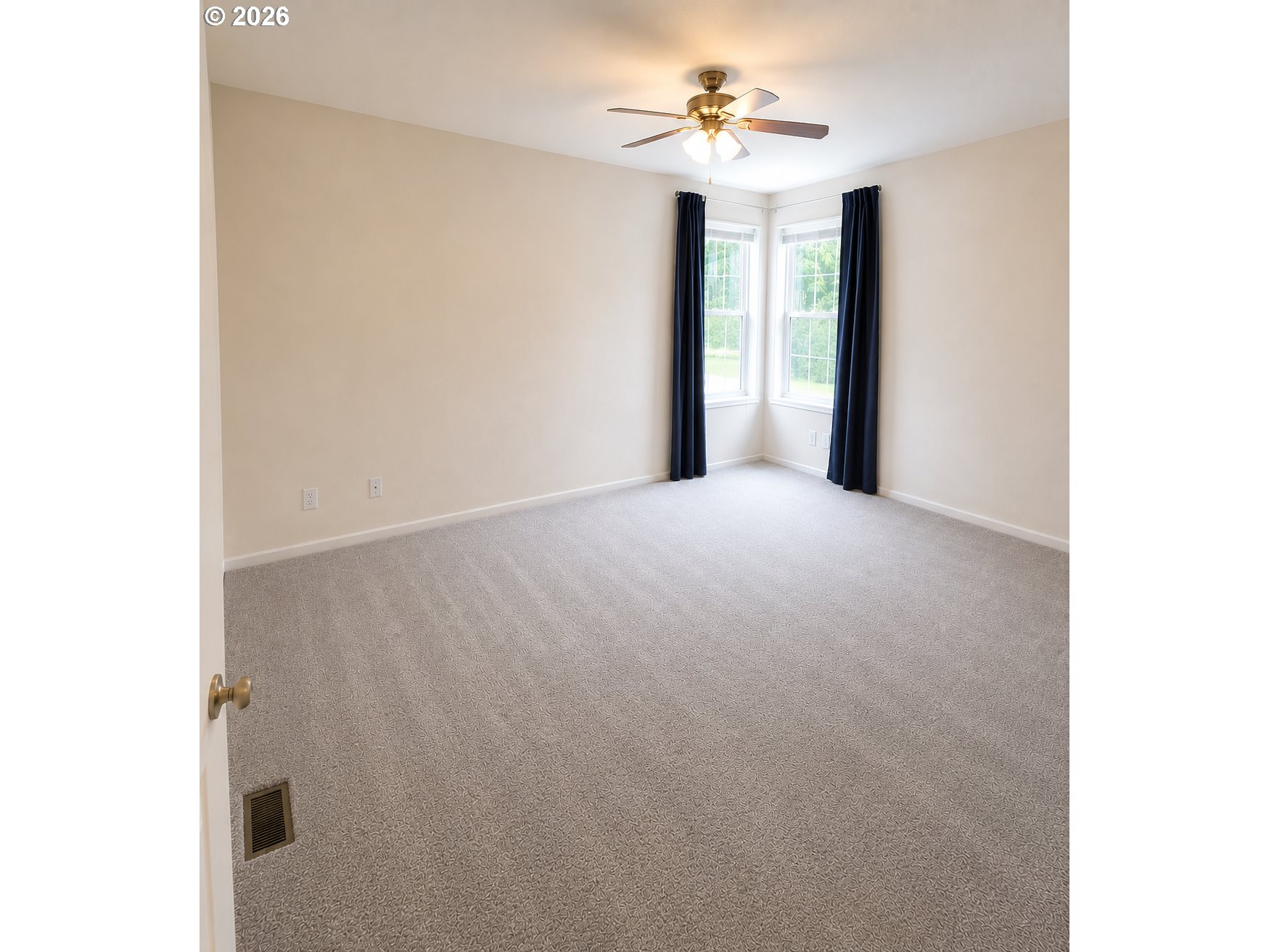 242 Dillingham Loop Property Photo 26