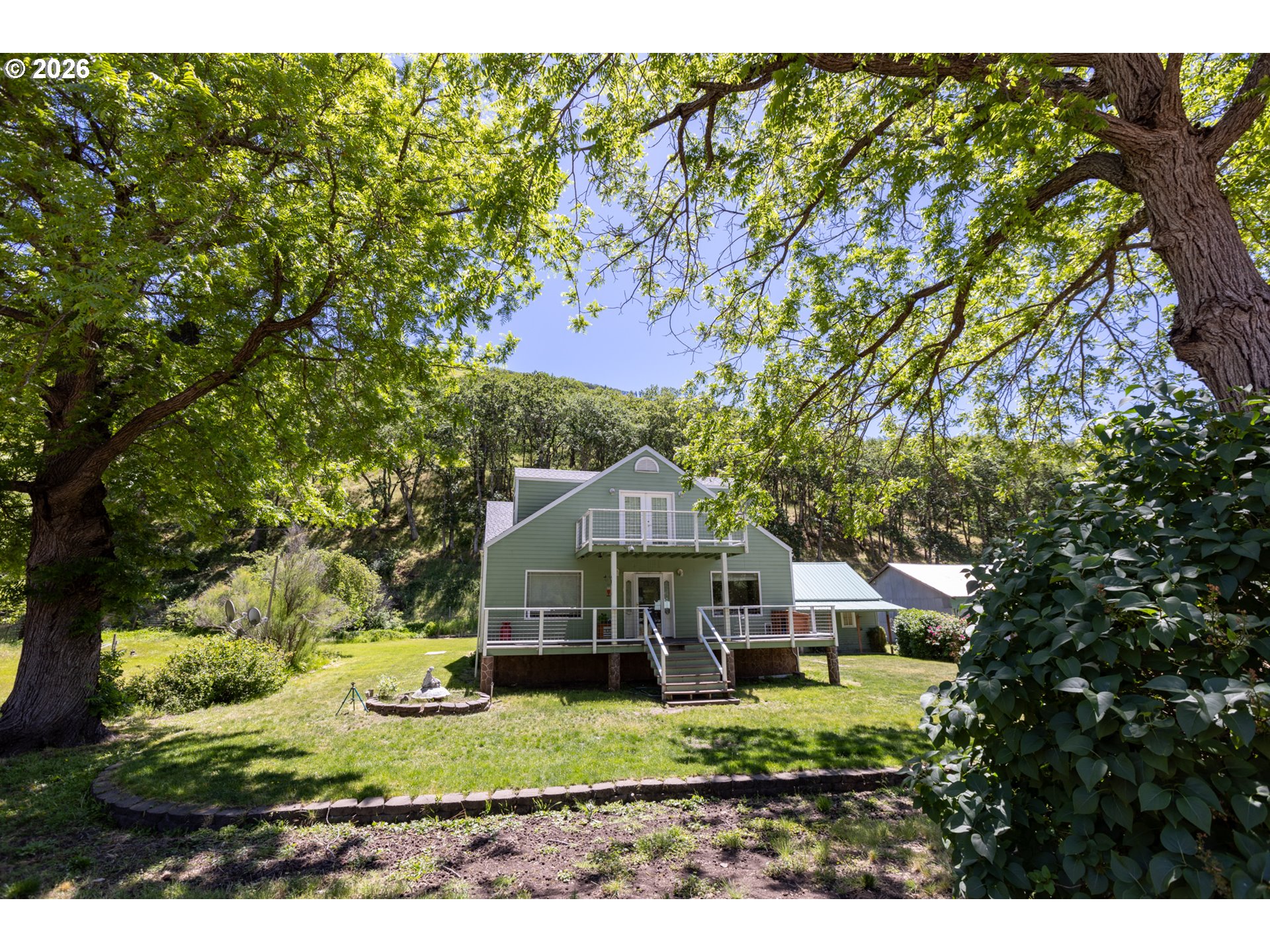 992 Highway 142 Property Photo 6