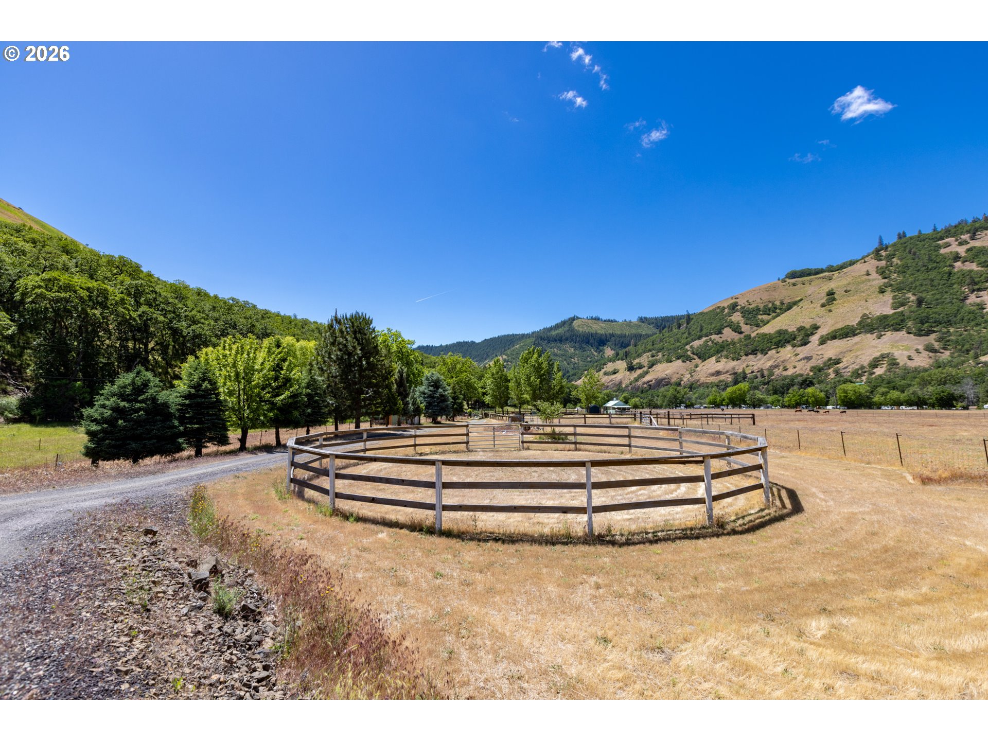 992 Highway 142 Property Photo 16