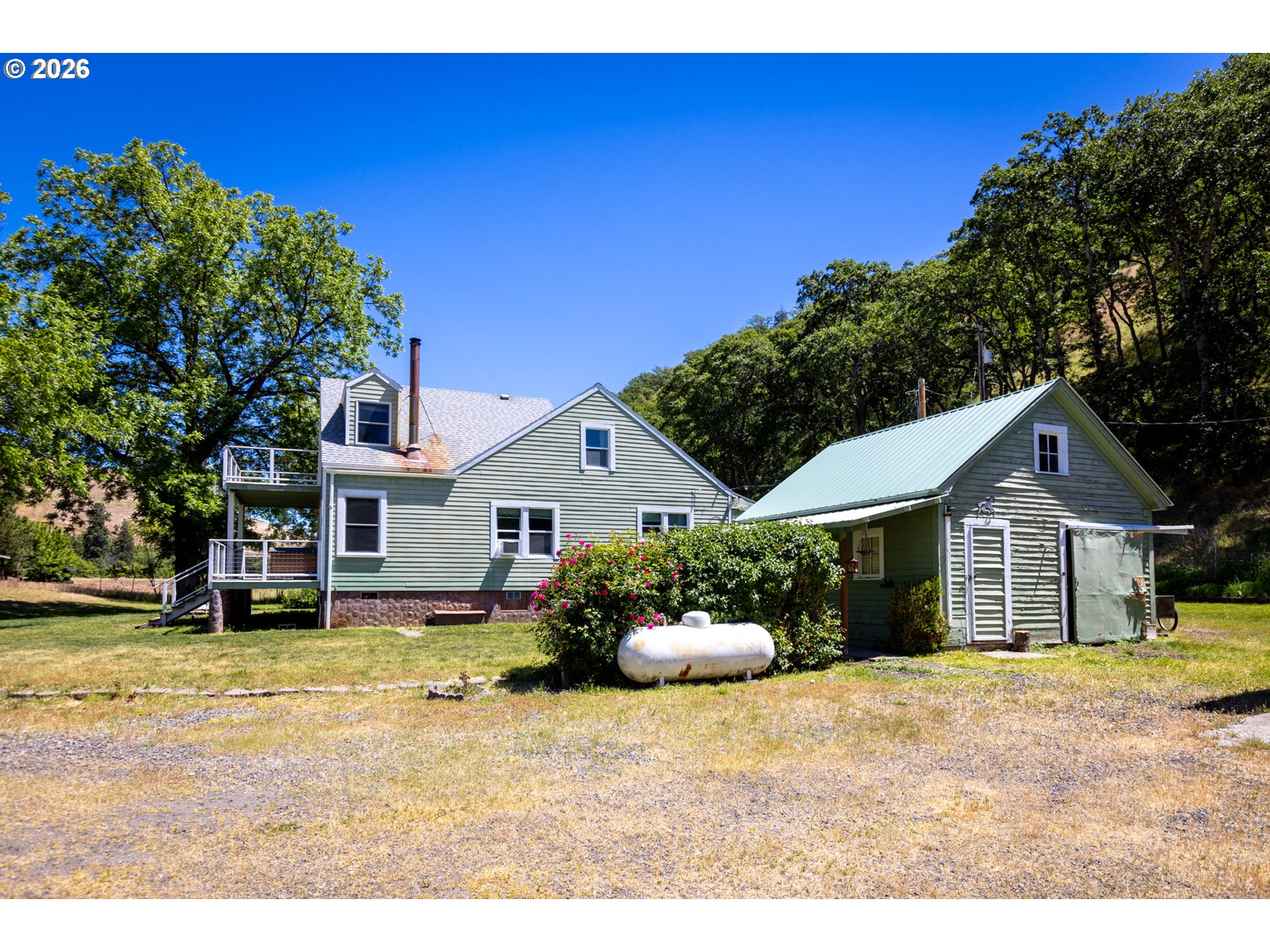 992 Highway 142 Property Photo 29