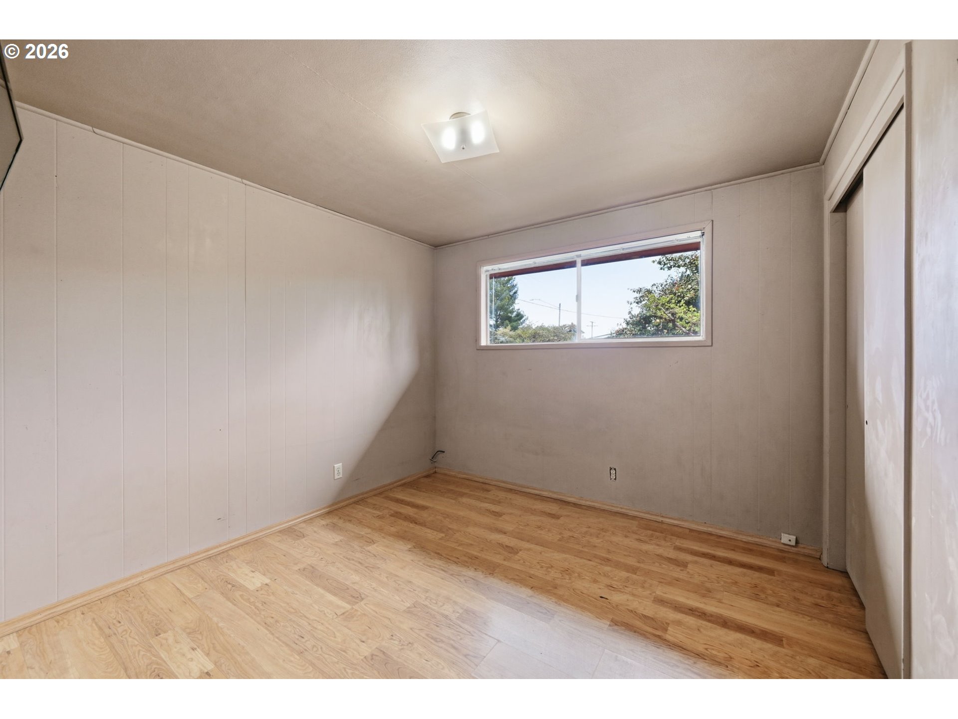 885 Aspen St Property Photo 23