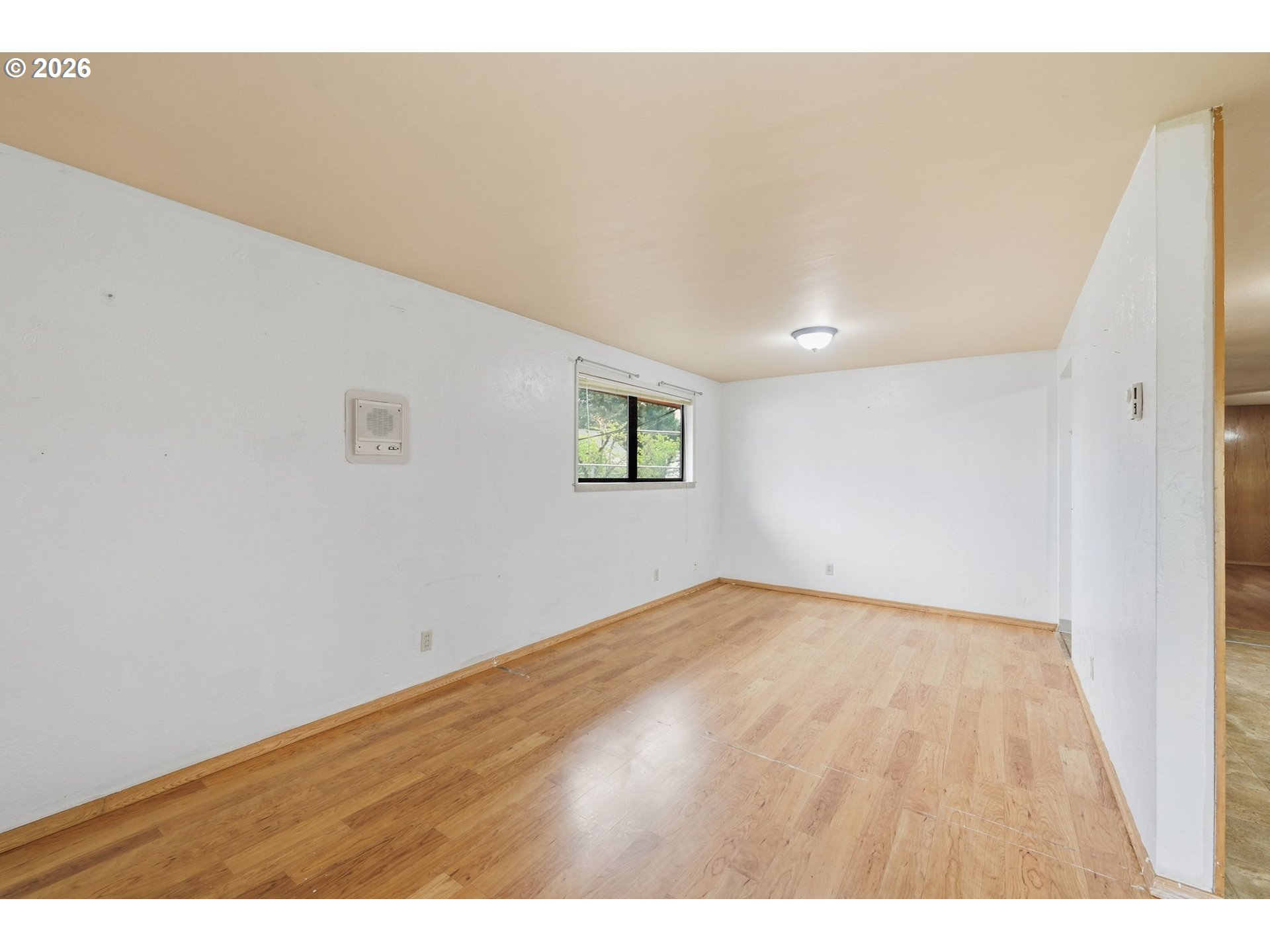 885 Aspen St Property Photo 33