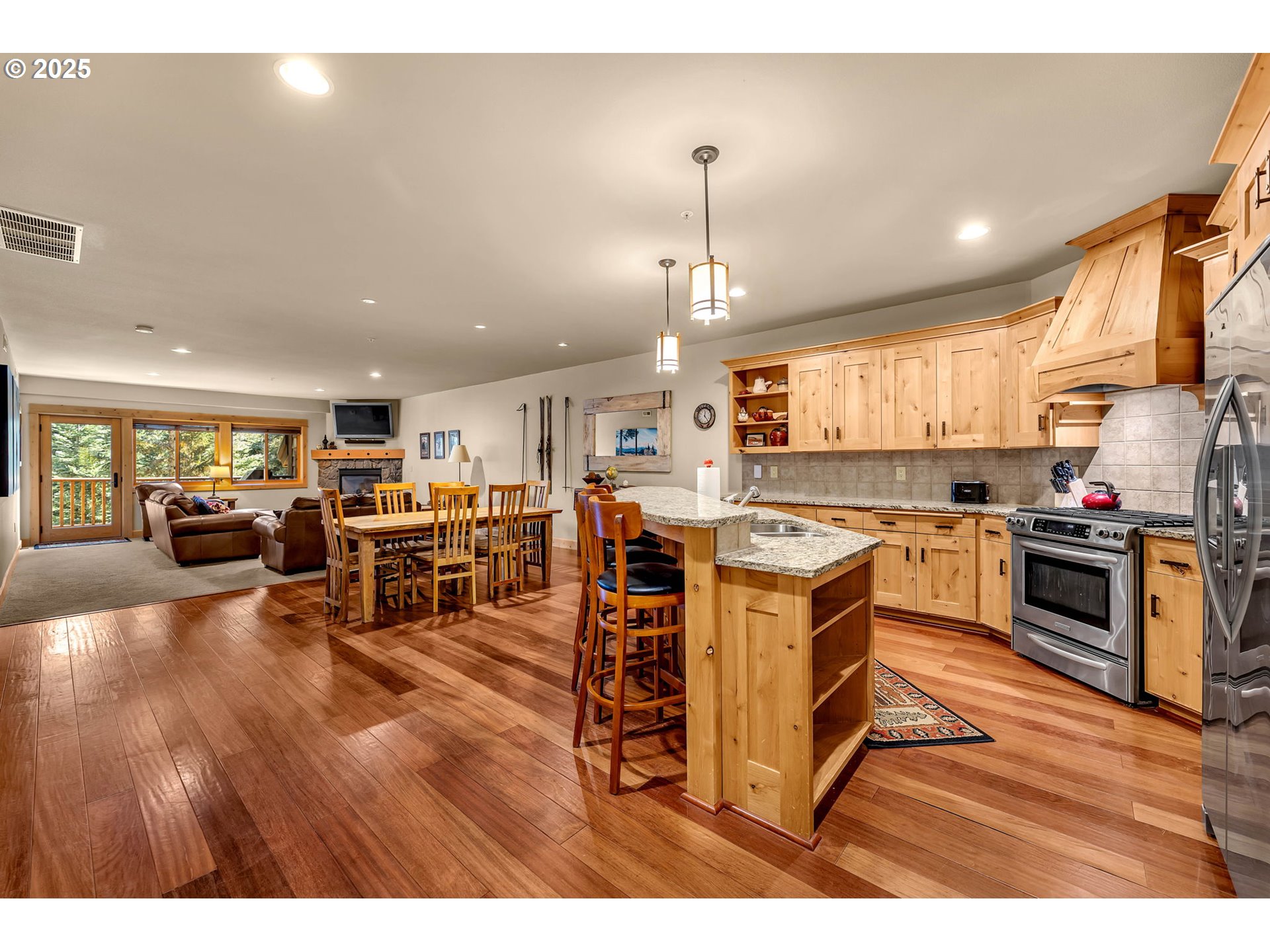 31254 E Collins Lake Rd 22 Property Photo 13