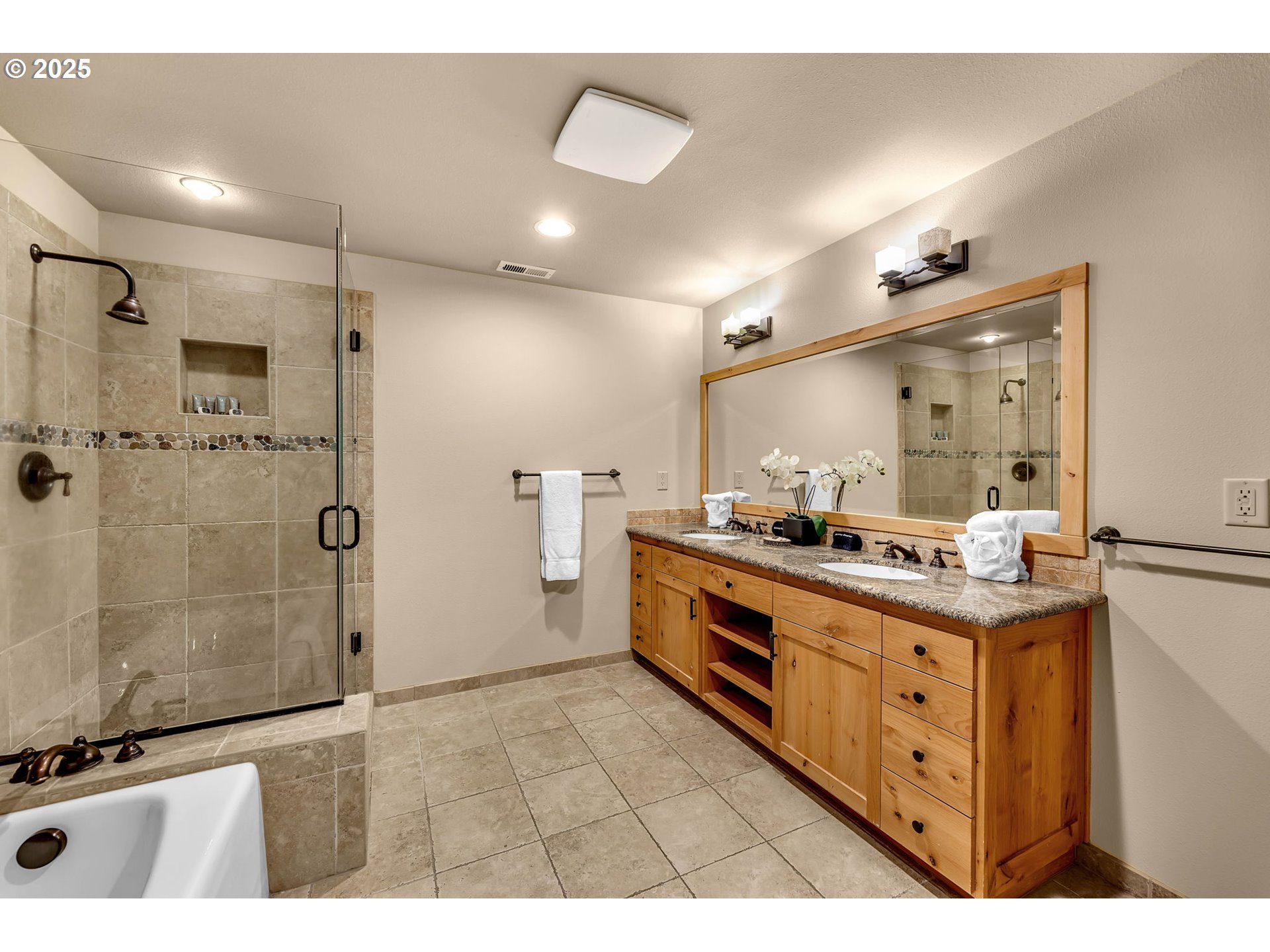 31254 E Collins Lake Rd 22 Property Photo 26