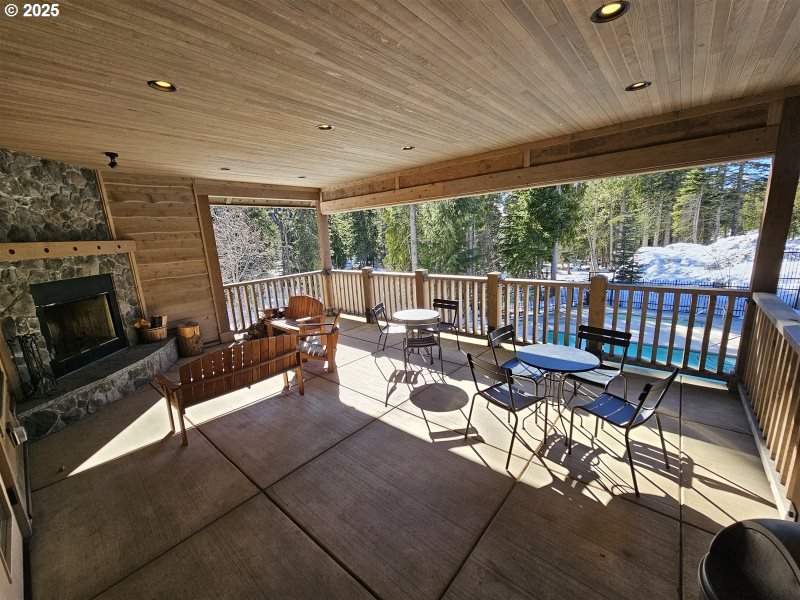 31254 E Collins Lake Rd 22 Property Photo 39