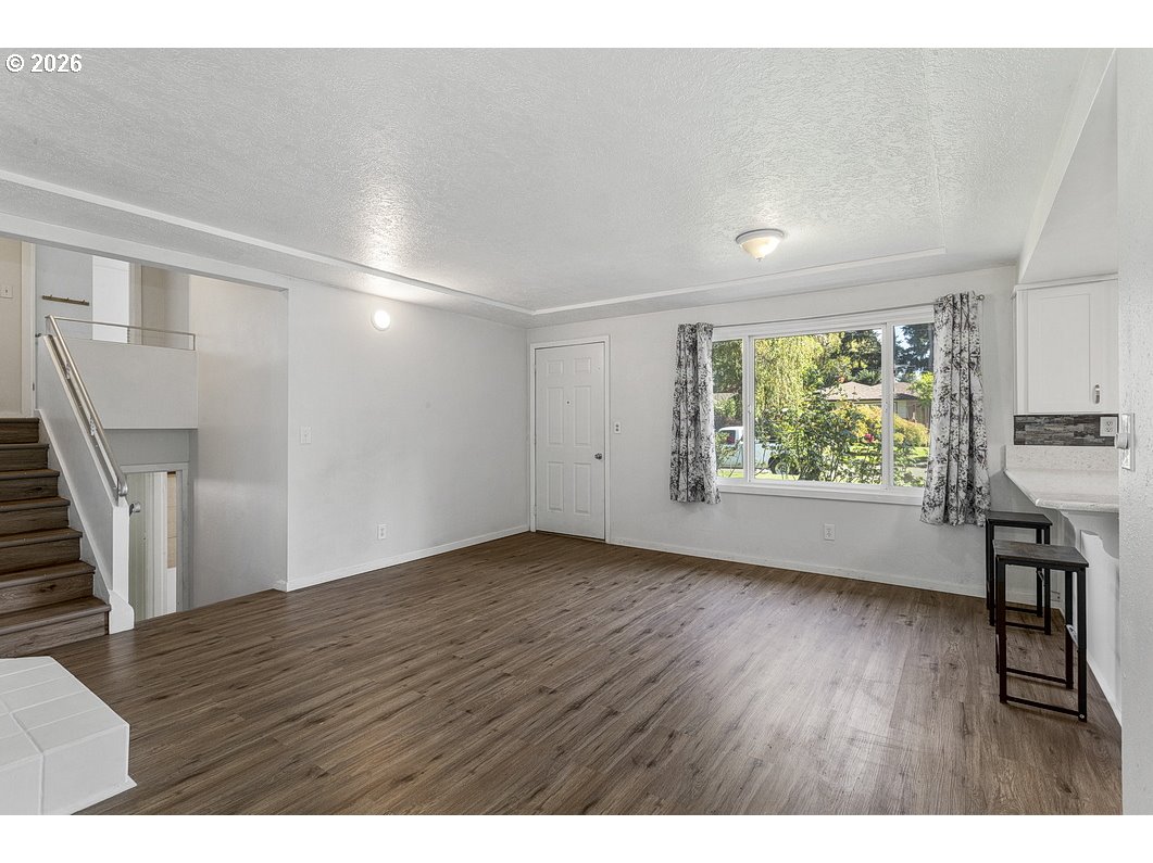 311 Se 155th Pl Property Photo 13