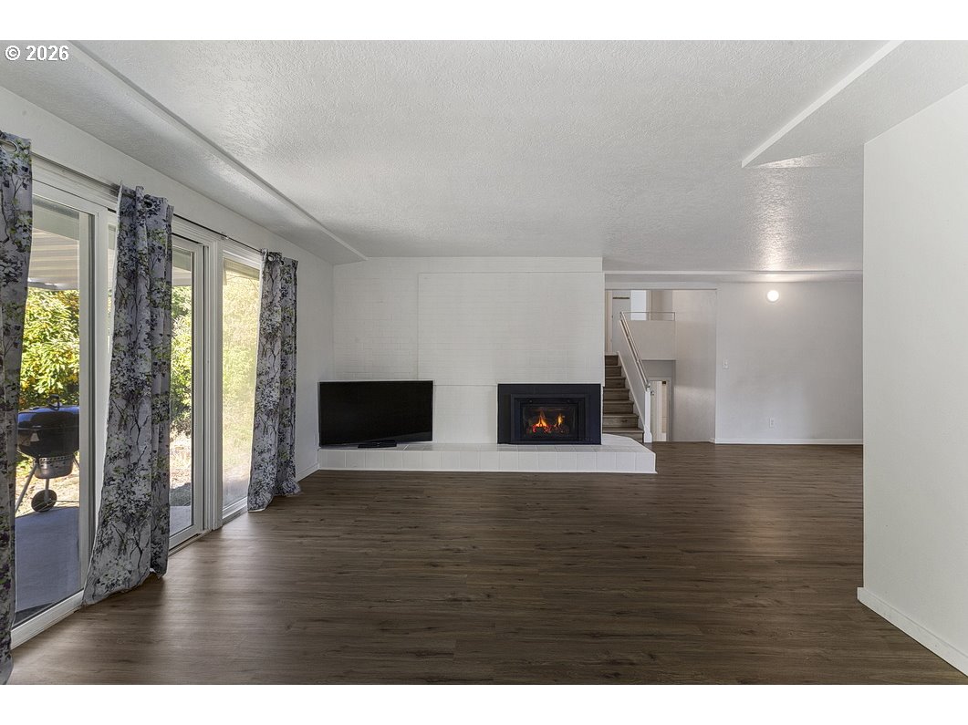 311 Se 155th Pl Property Photo 16