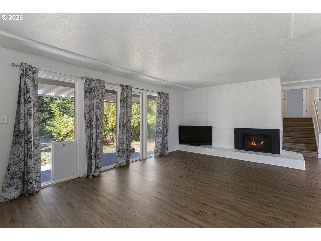 311 Se 155th Pl Property Photo 17