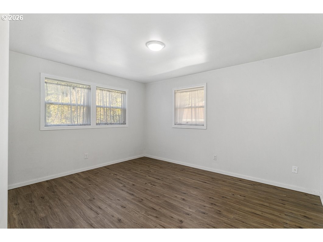 311 Se 155th Pl Property Photo 23