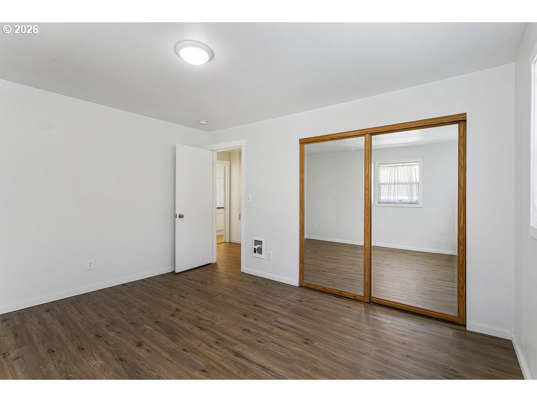 311 Se 155th Pl Property Photo 25