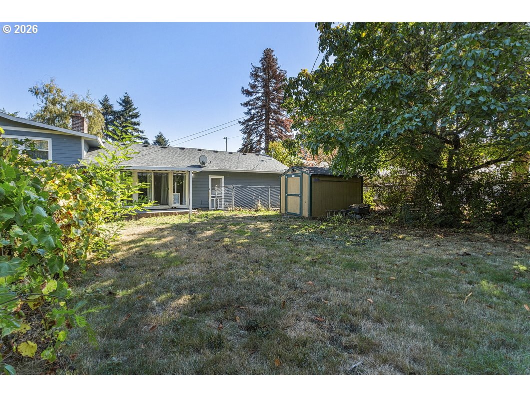 311 Se 155th Pl Property Photo 48