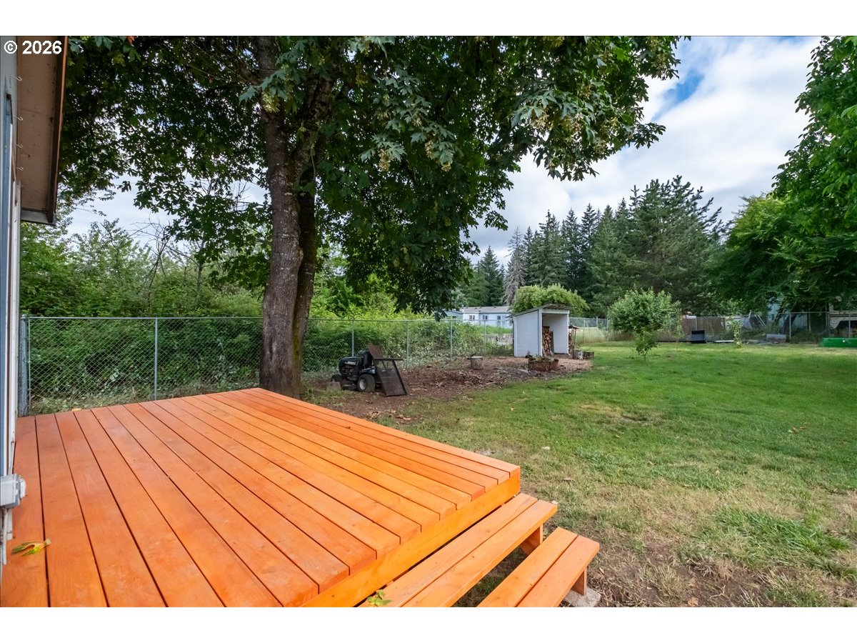 123 N Santiam Hwy Property Photo 23
