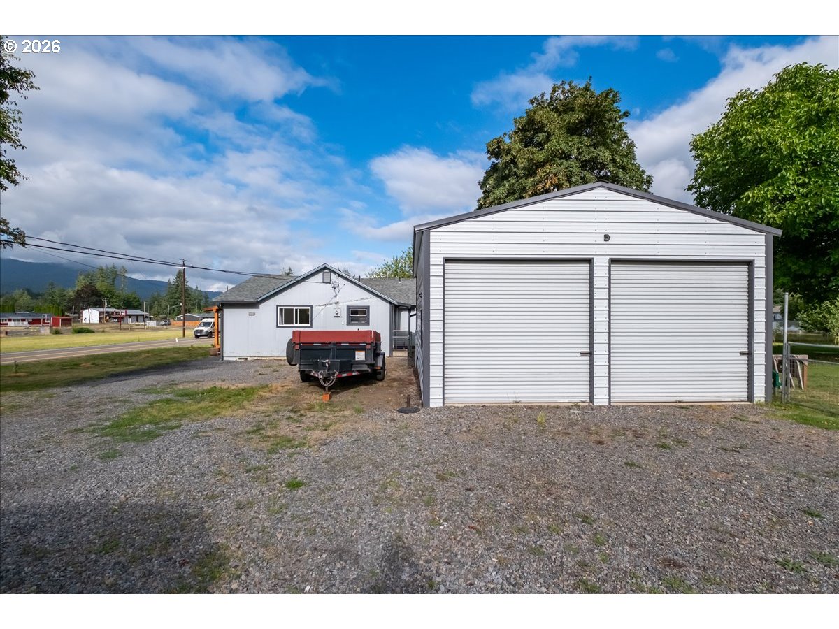 123 N Santiam Hwy Property Photo 33