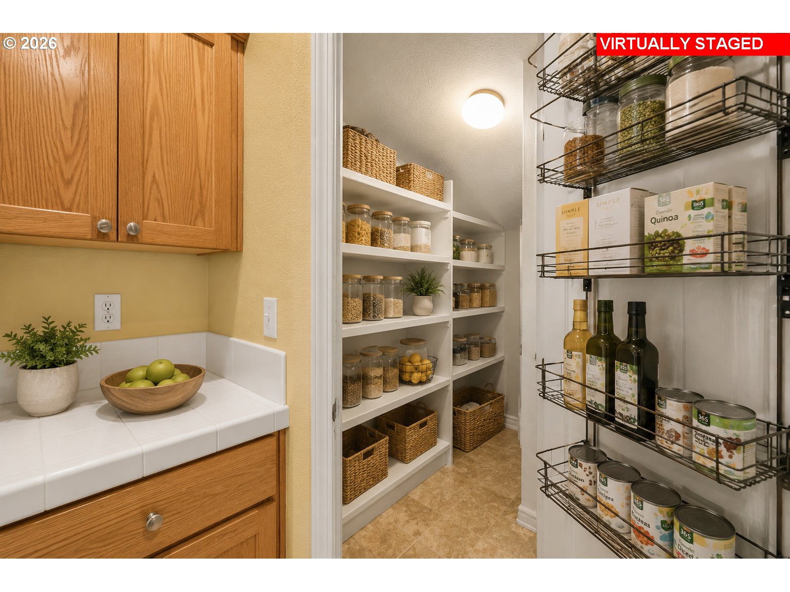 1198 Se Bacarra St Property Photo 4