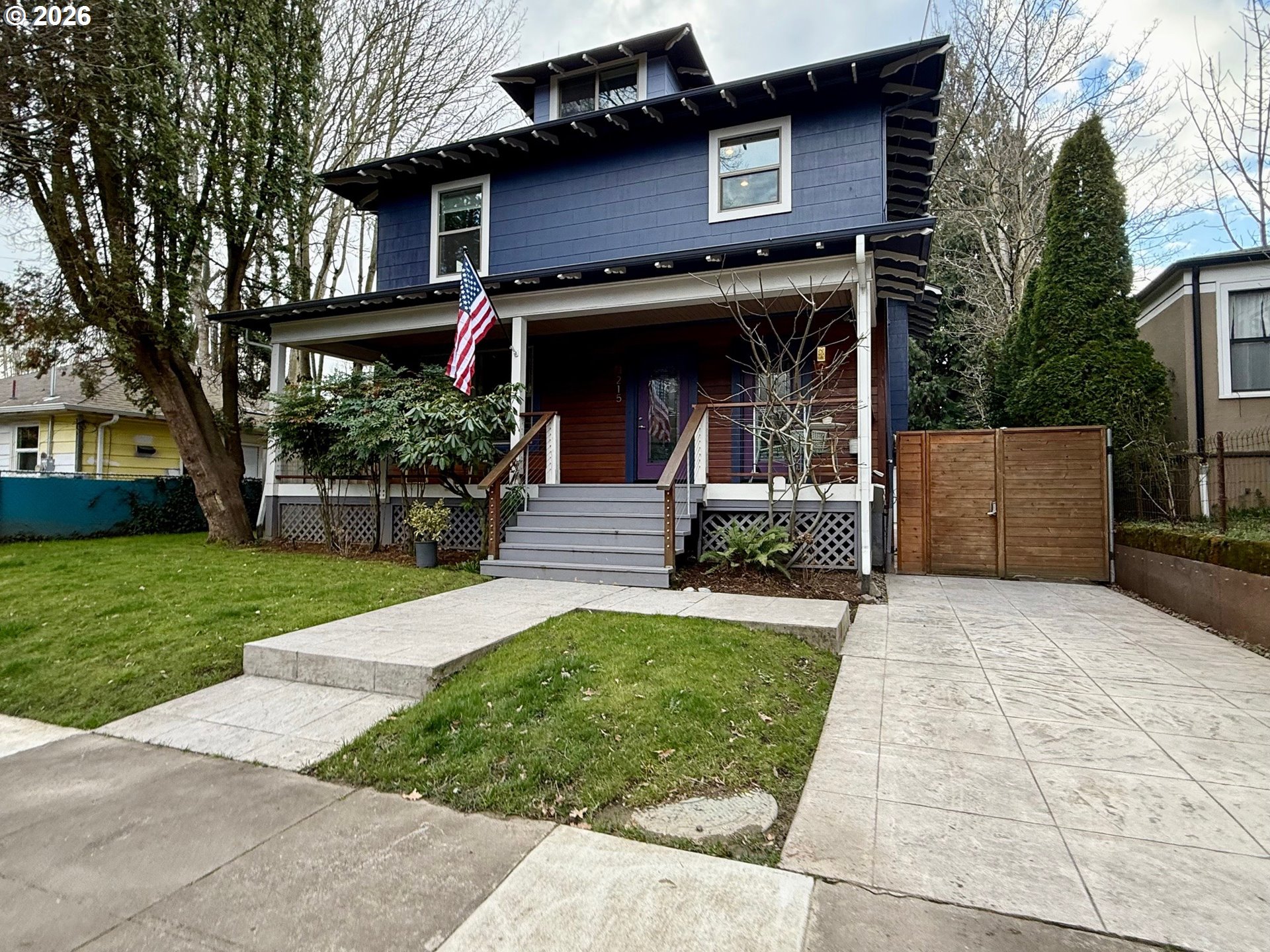 215 Ne 30th Property Photo 1