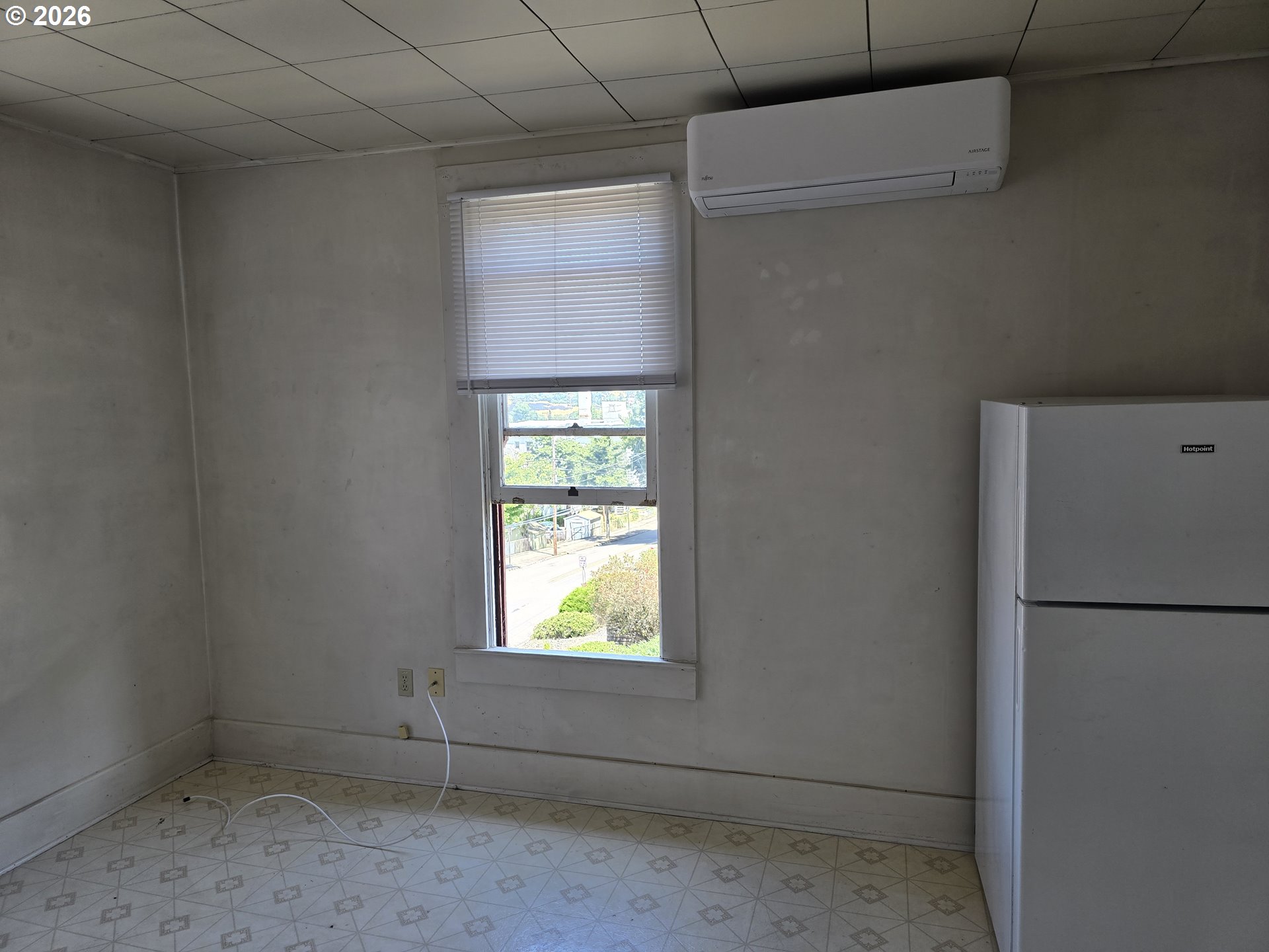 925 Se Main St Property Photo 13