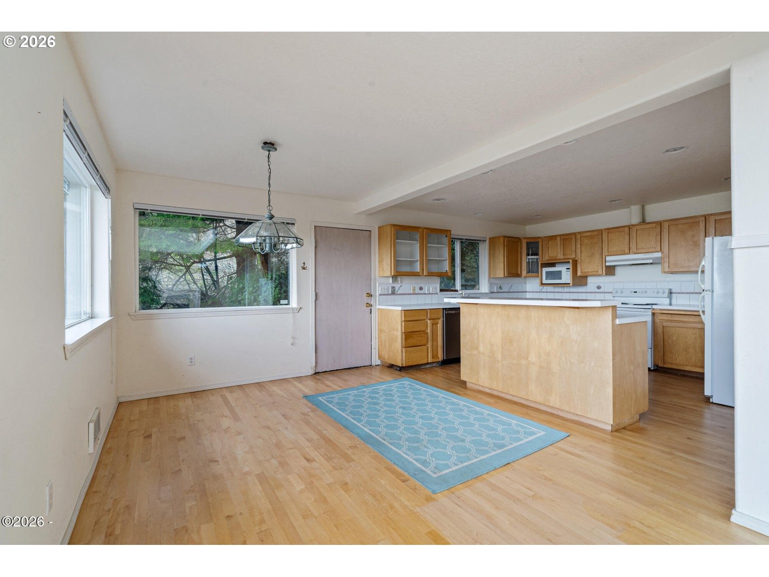 620 S Falcon St Property Photo 10
