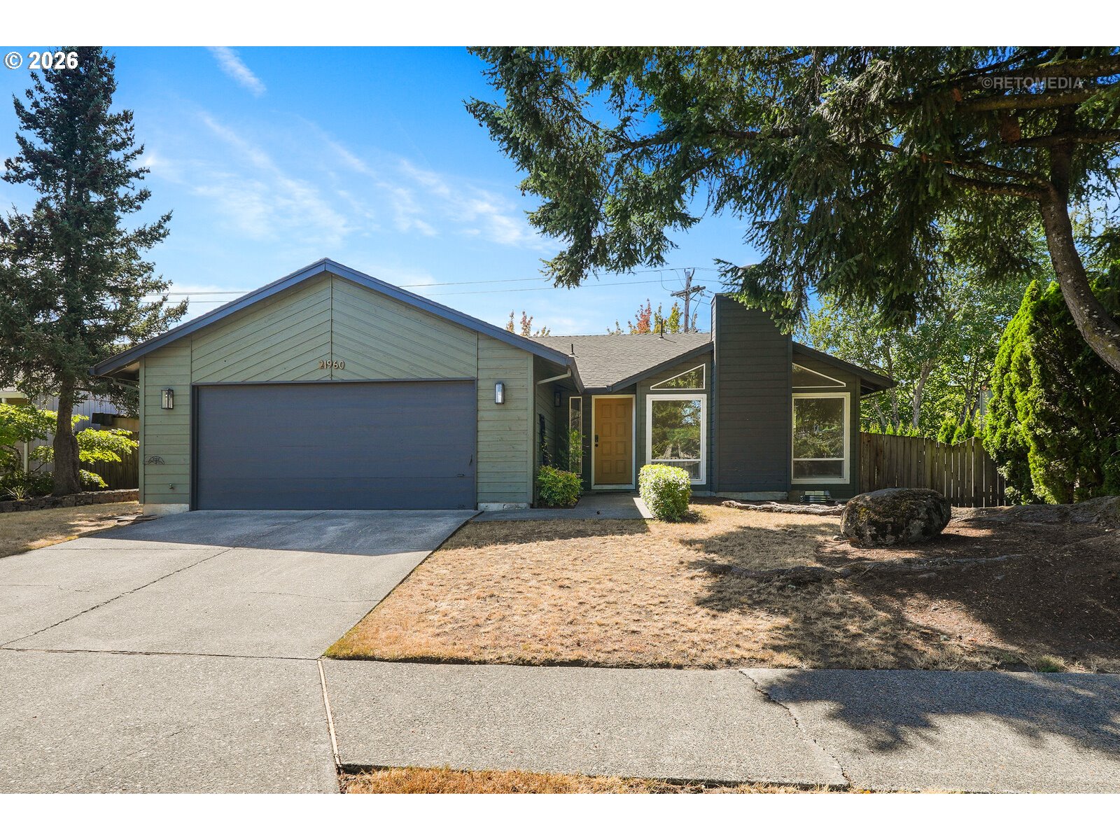 21960 Sw Columbia Cir Property Photo 1