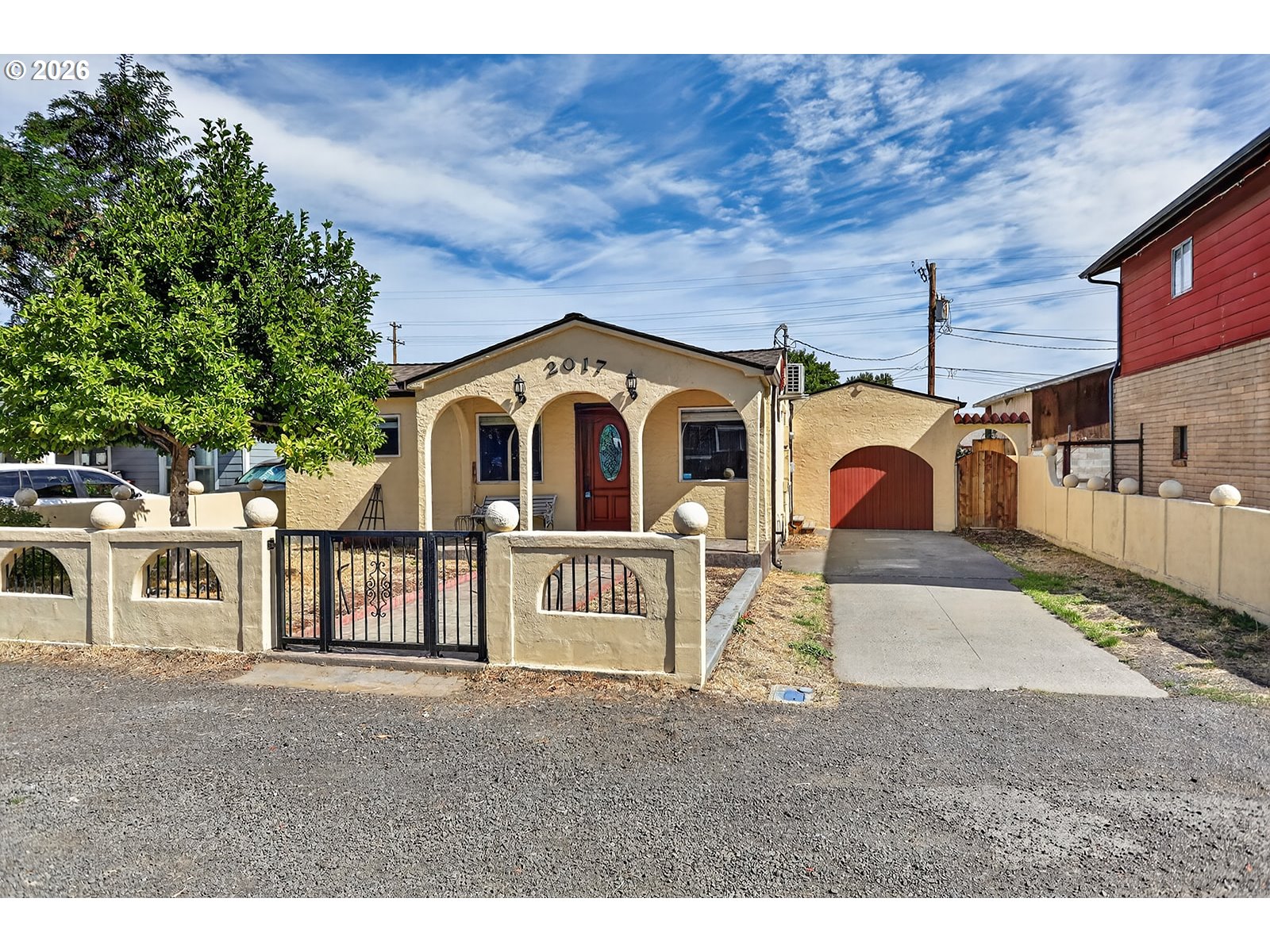 2017 W 9th Pl Property Photo 1