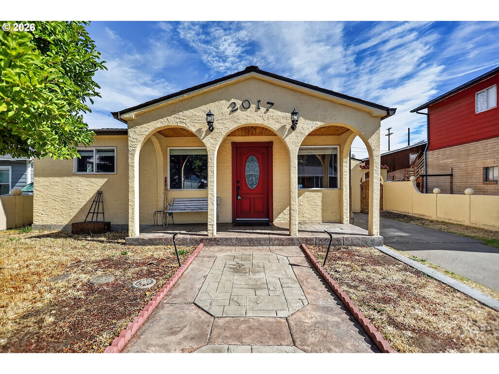 2017 W 9th Pl Property Photo 2