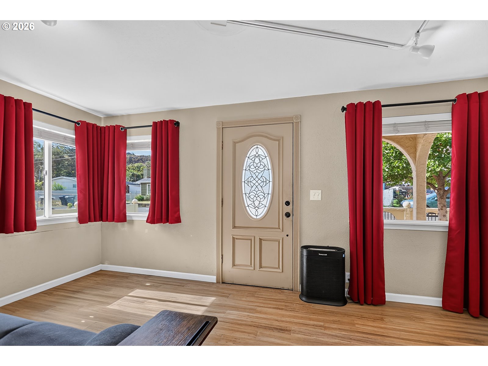 2017 W 9th Pl Property Photo 8