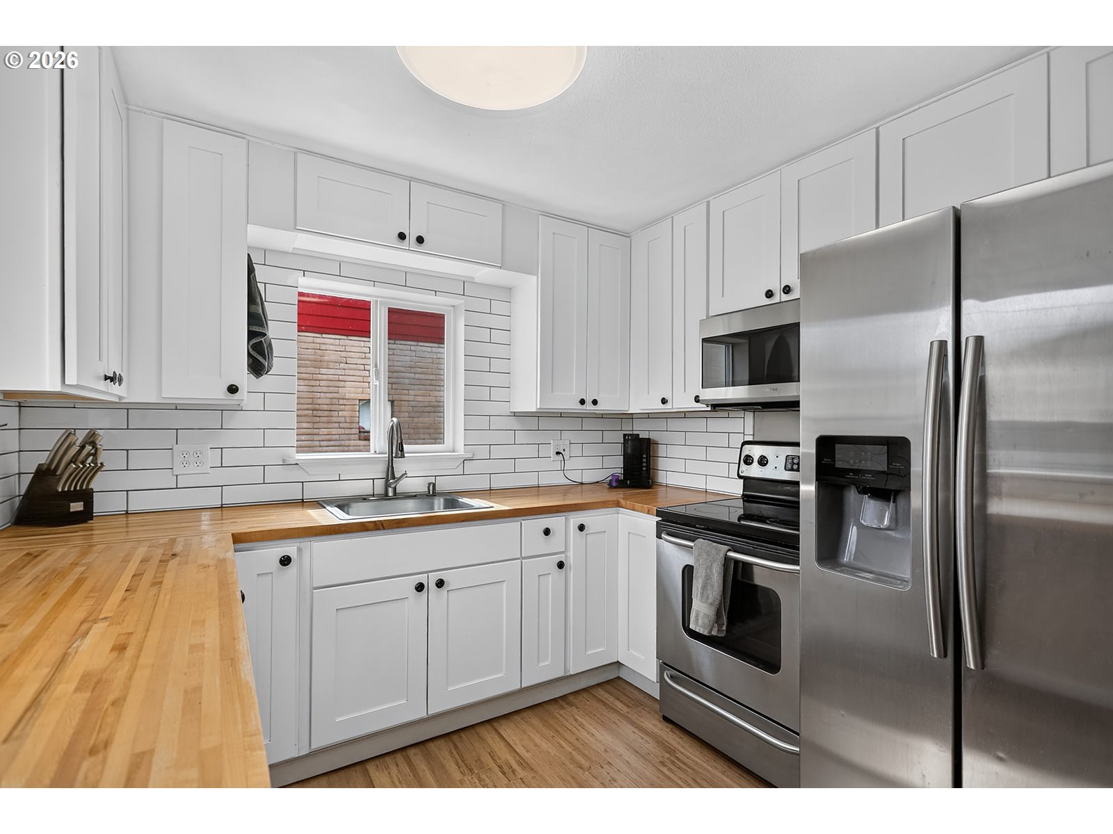 2017 W 9th Pl Property Photo 13