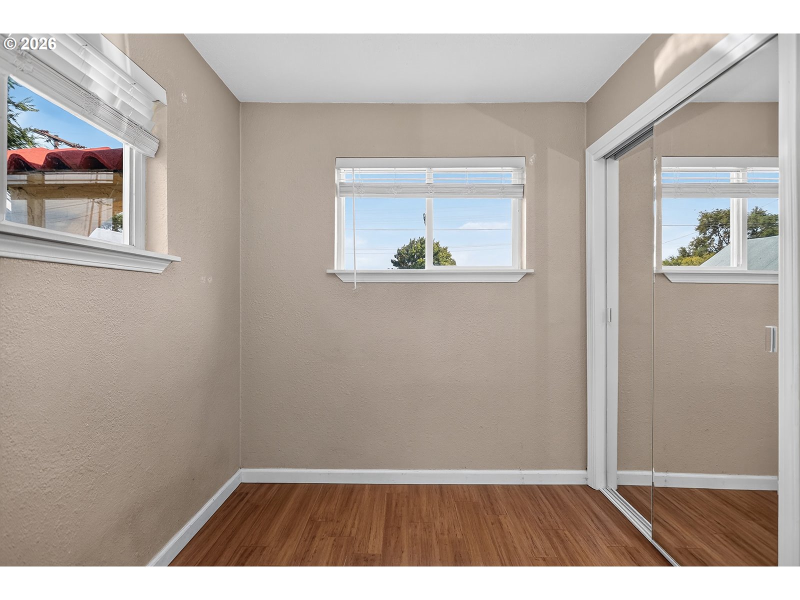 2017 W 9th Pl Property Photo 23