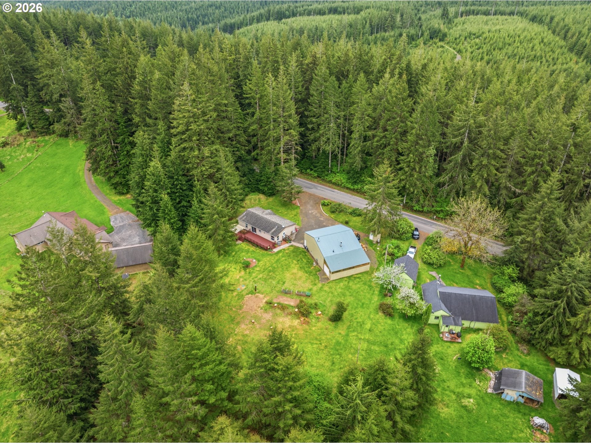 1047 Beaver Creek Rd Property Photo 40