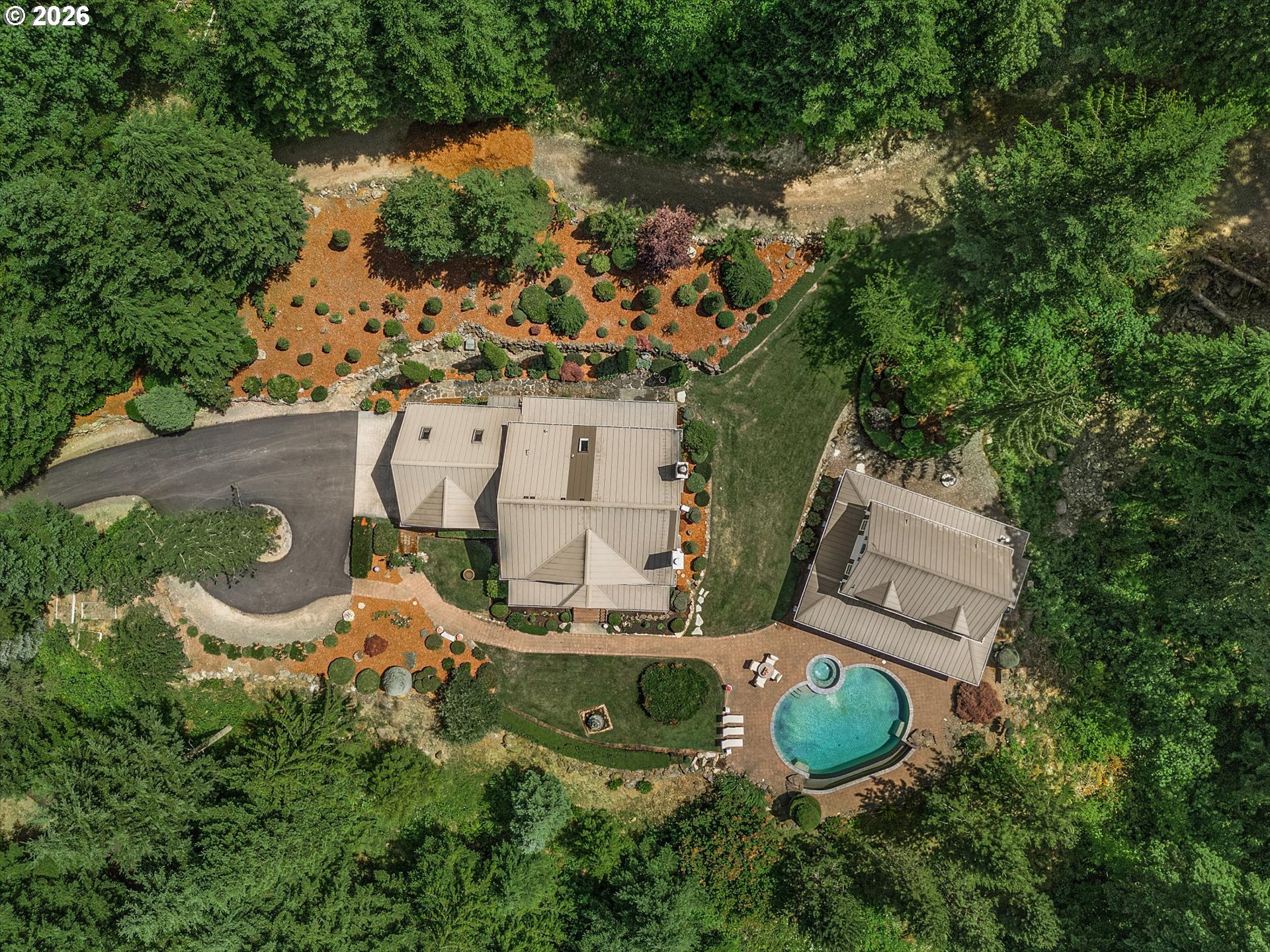 27410 E Salmon River Rd Property Photo 6