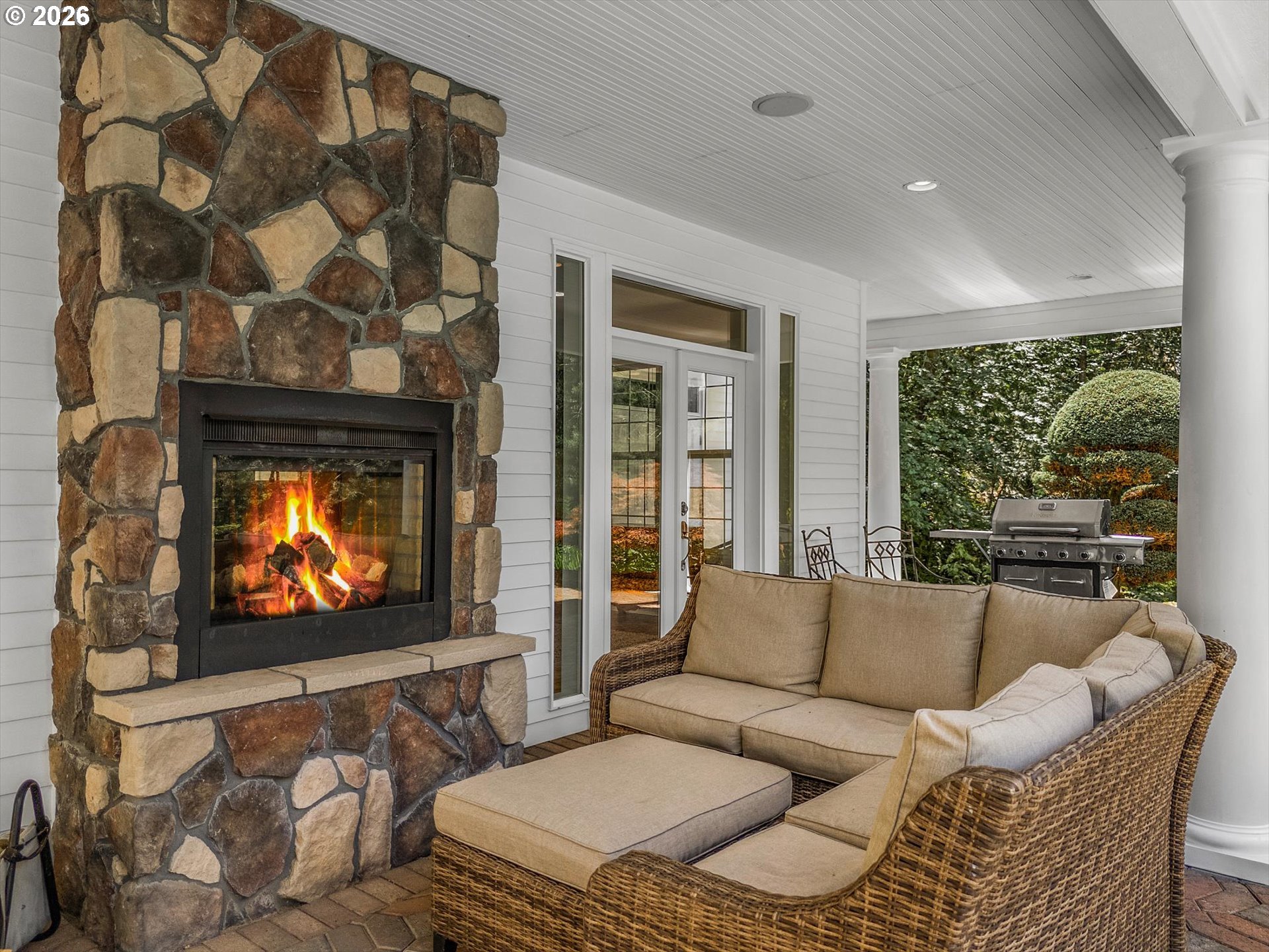 27410 E Salmon River Rd Property Photo 8
