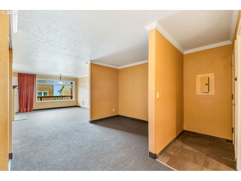 1379 Pacific Ave Property Photo 14