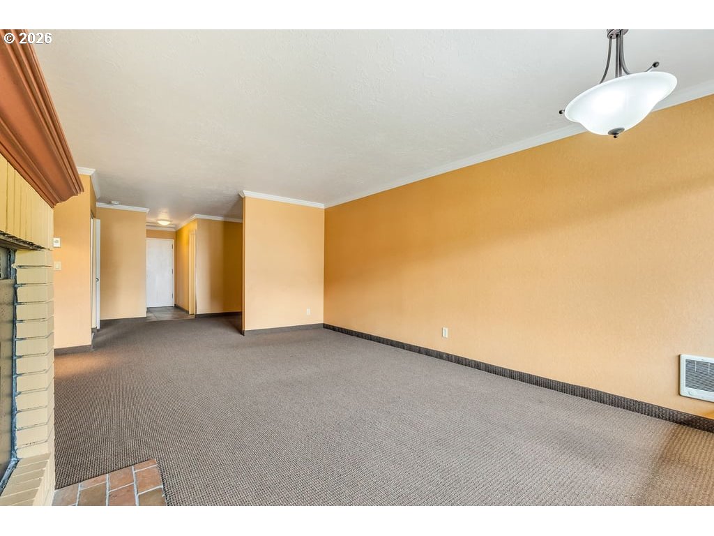 1379 Pacific Ave Property Photo 33